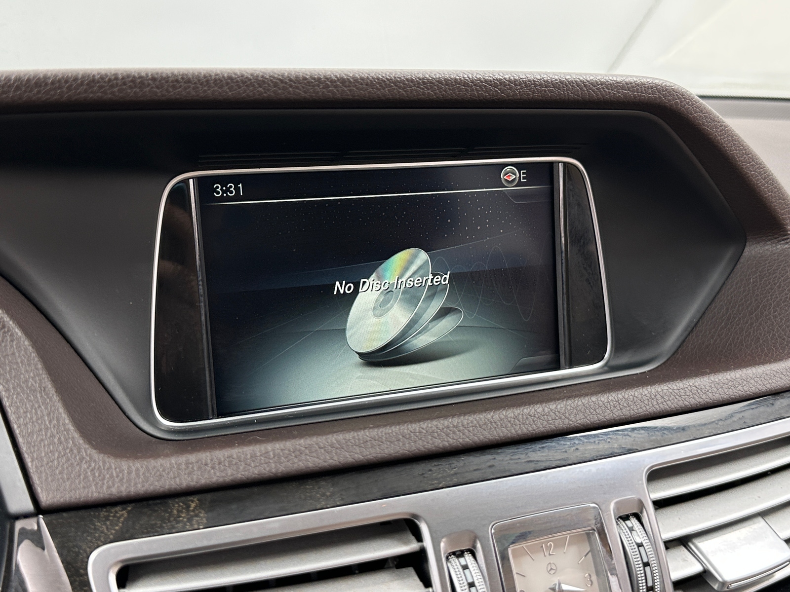 Thumbnail: 2016 Mercedes-Benz E-Class - 3