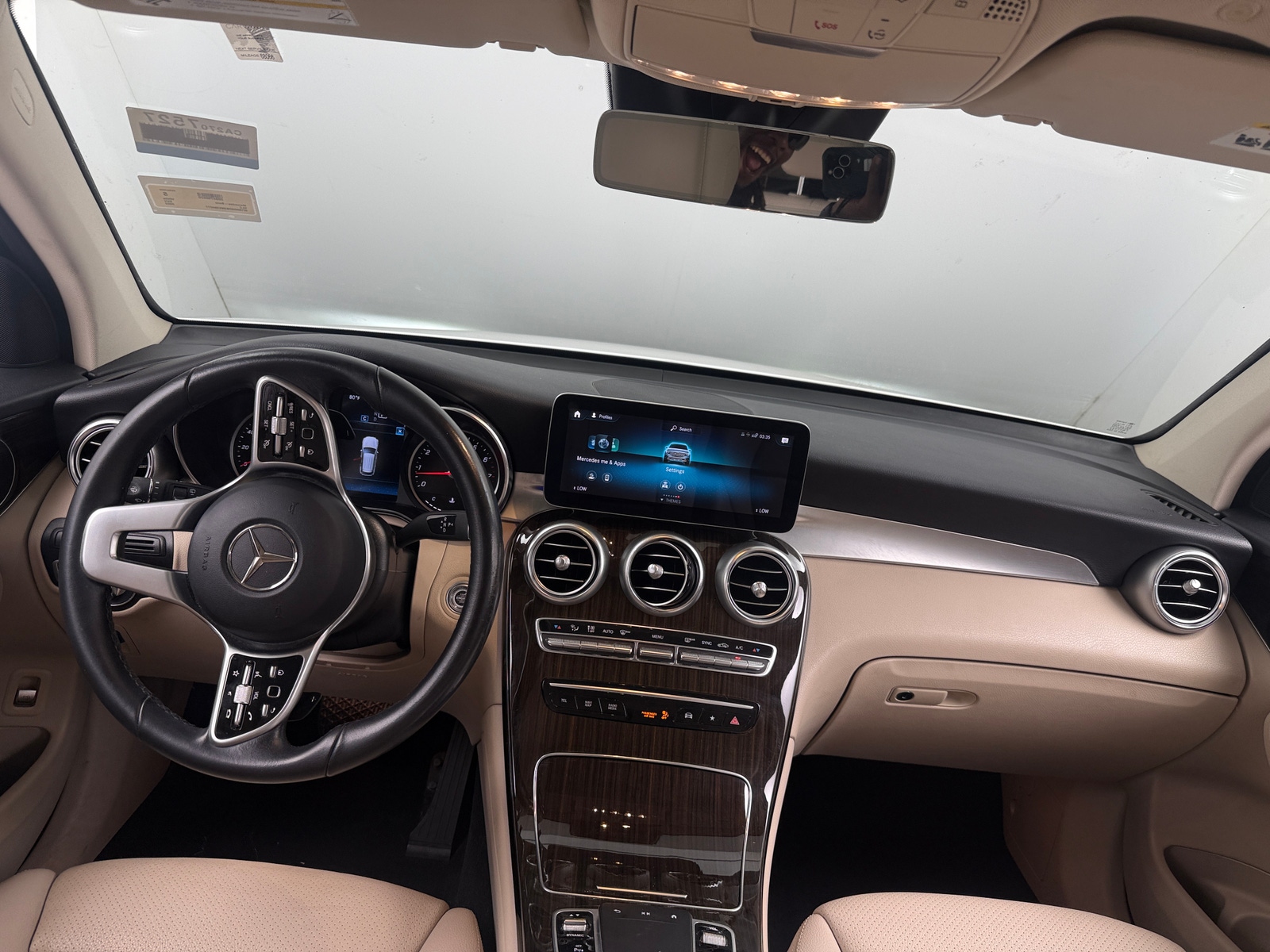 Thumbnail: 2022 Mercedes-Benz GLC - 2