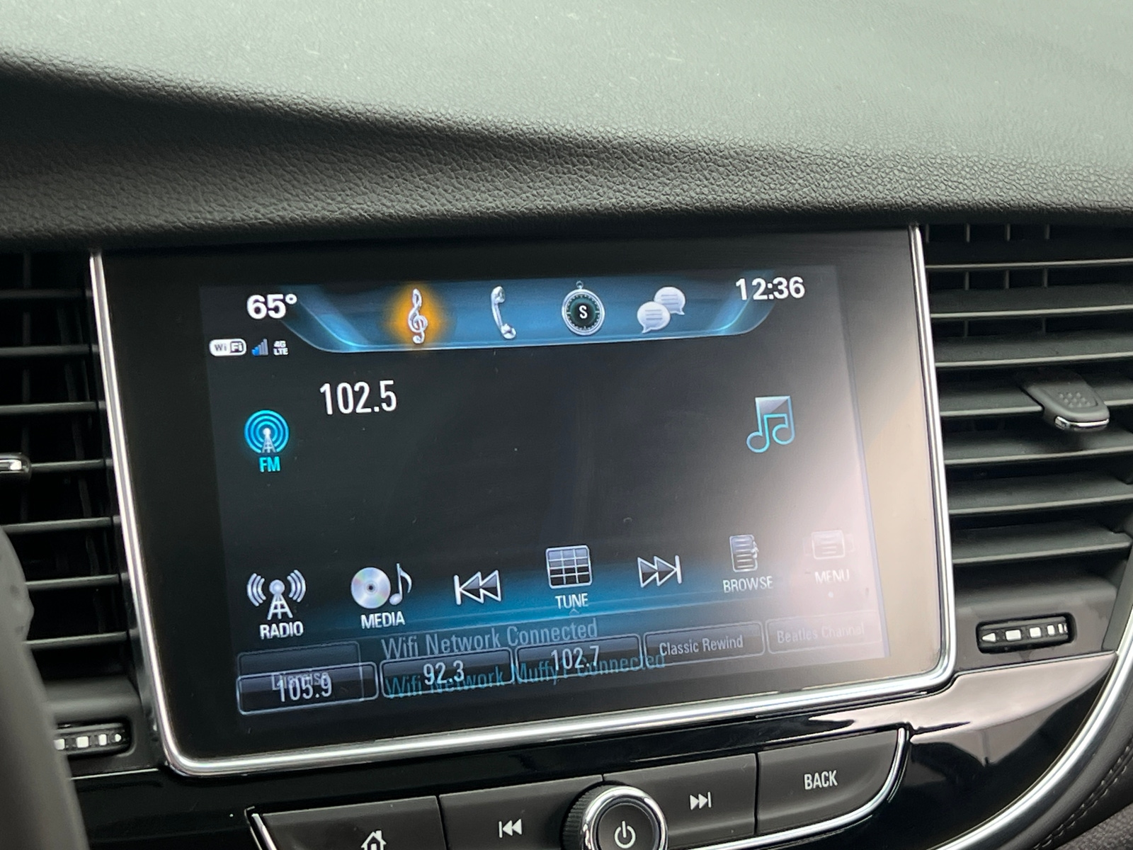 Thumbnail: 2018 Buick Encore - 3