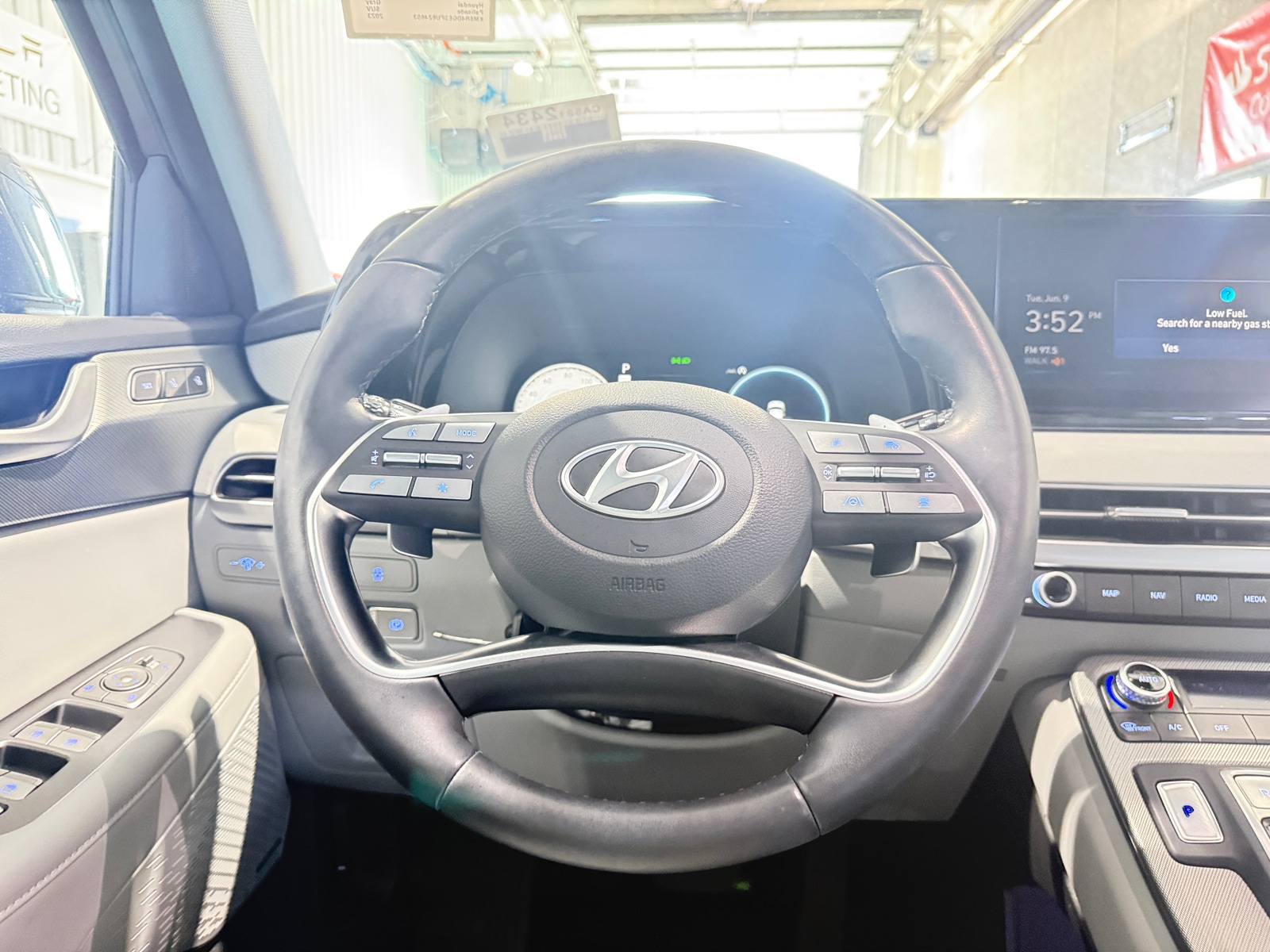 Thumbnail: 2023 Hyundai Palisade - 4