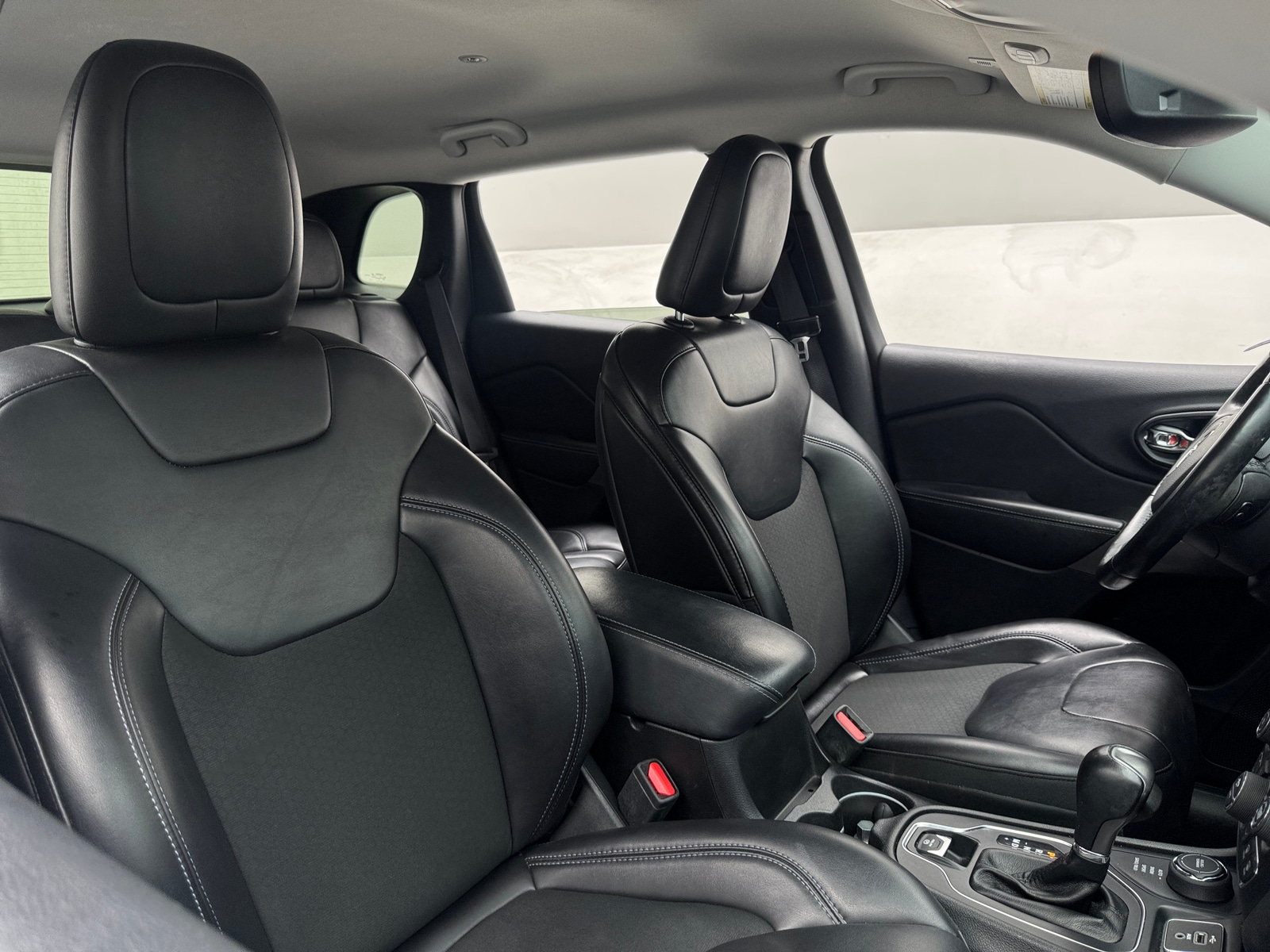 Thumbnail: 2019 Jeep Cherokee - 2