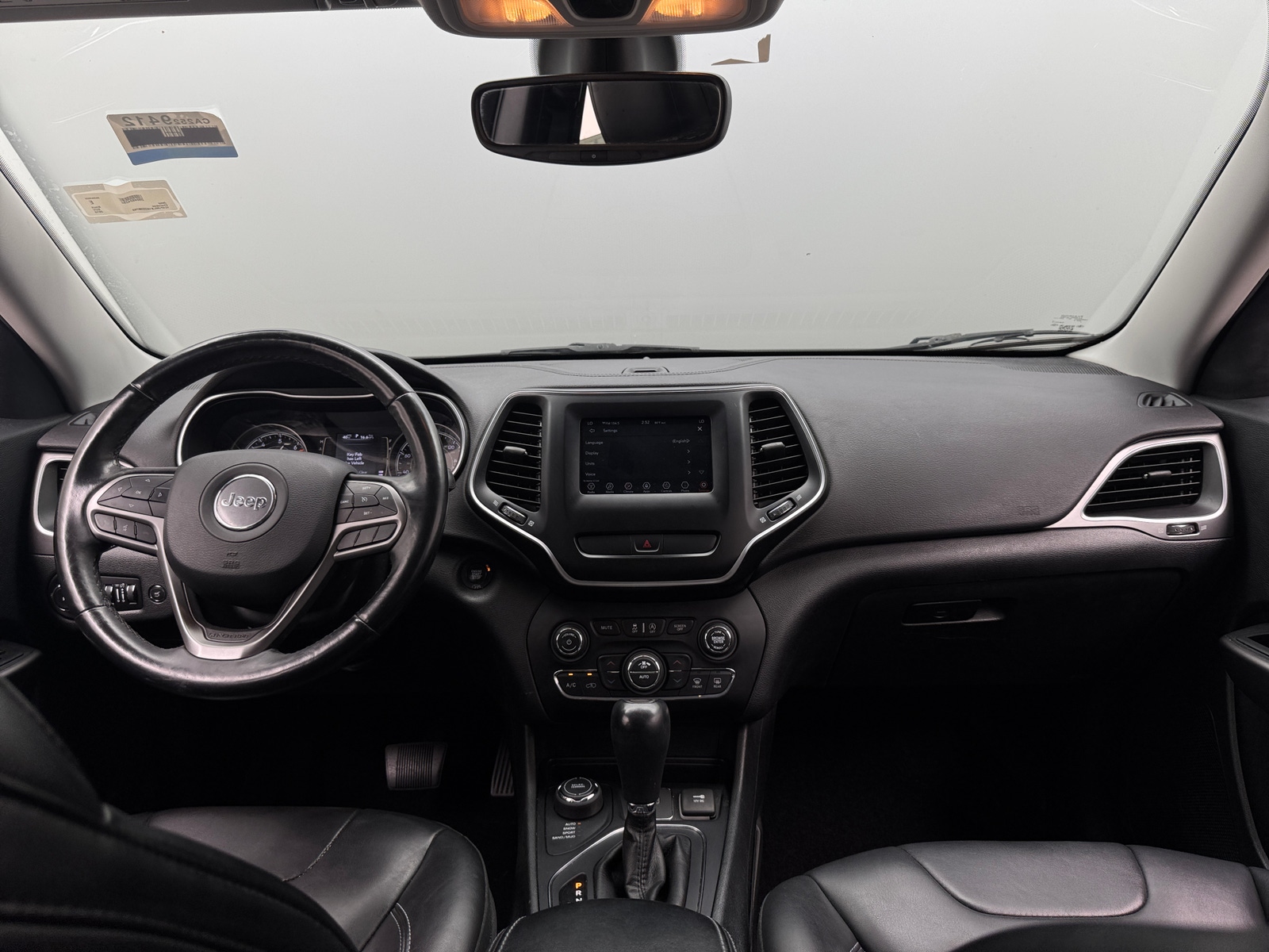 Thumbnail: 2019 Jeep Cherokee - 3