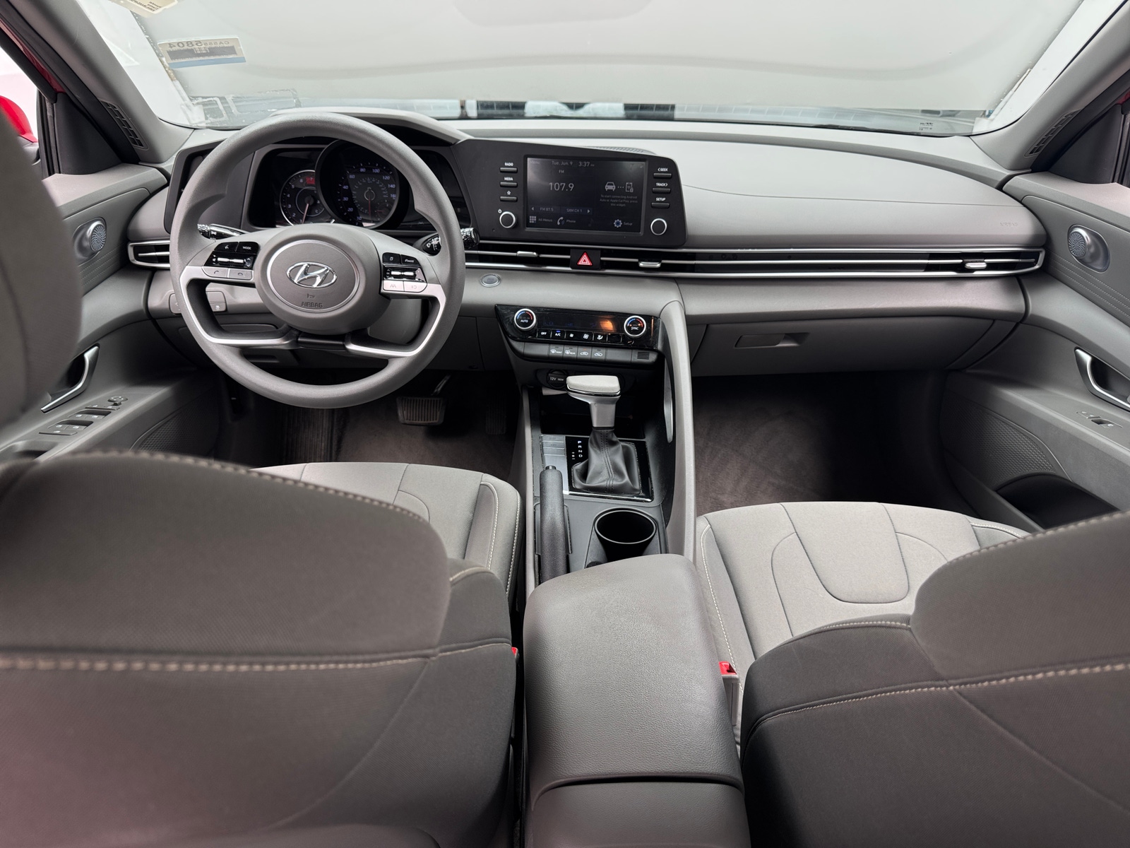 Thumbnail: 2023 Hyundai Elantra - 3