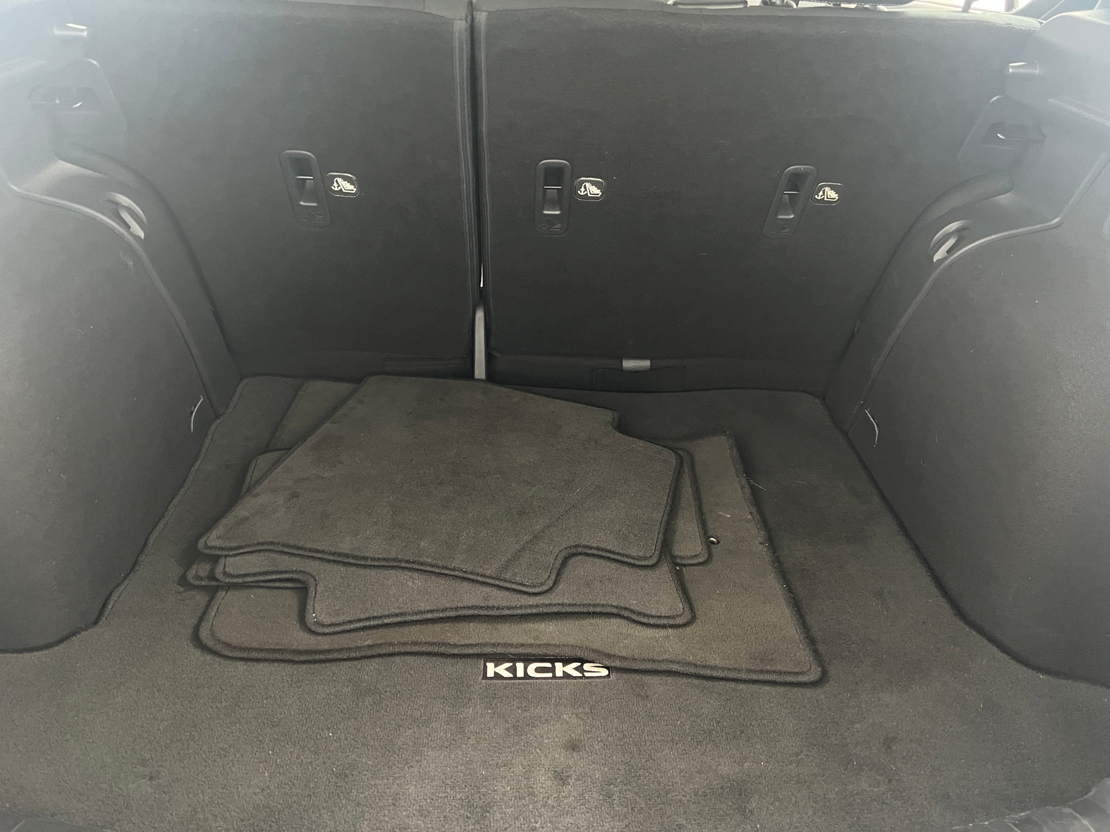Thumbnail: 2021 Nissan Kicks - 7