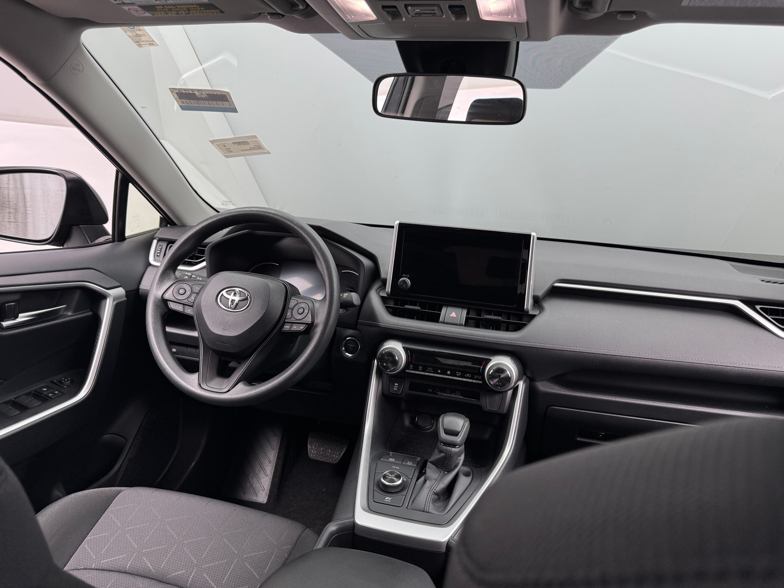 Thumbnail: 2025 Toyota RAV4 - 3