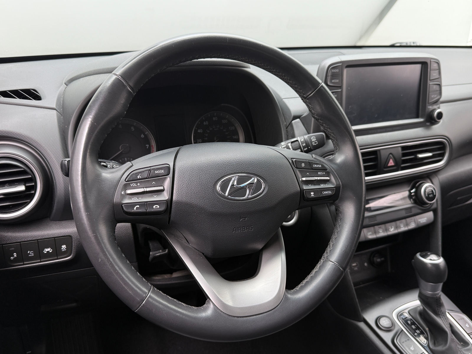 Thumbnail: 2020 Hyundai Kona - 4