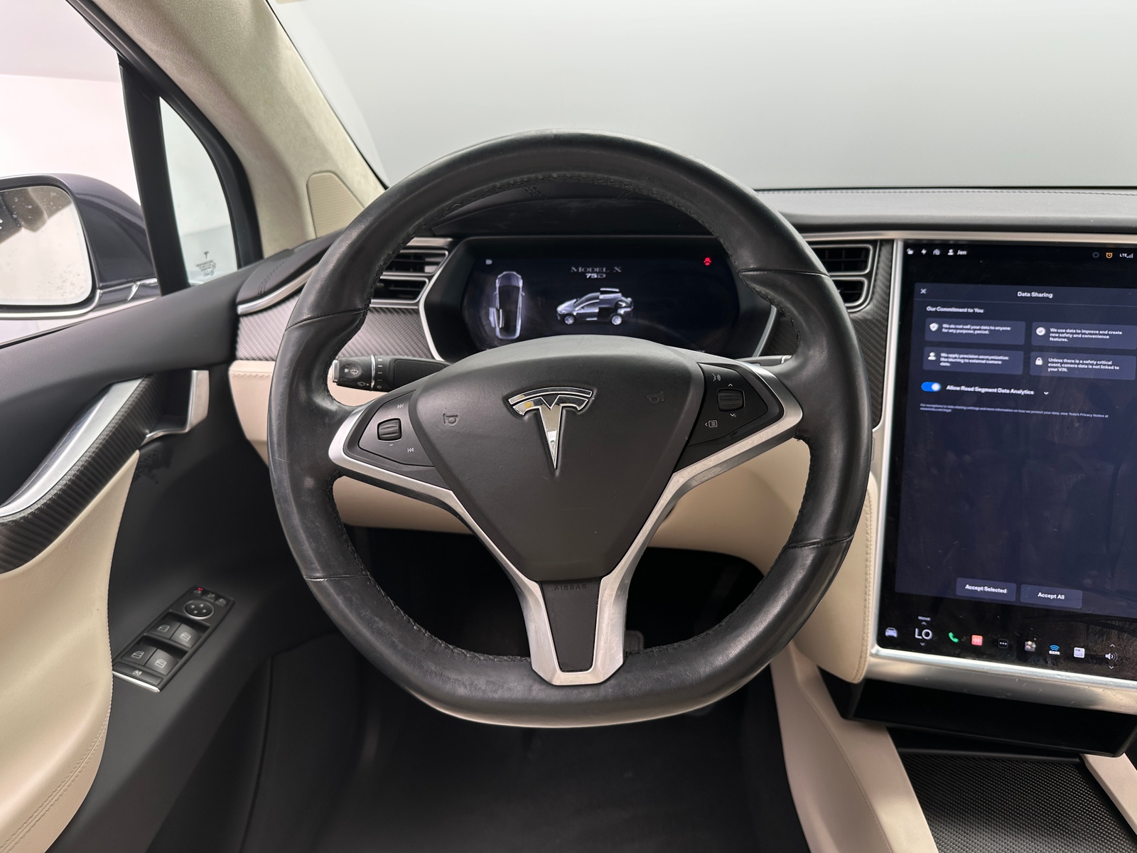 Thumbnail: 2017 Tesla Model X - 4