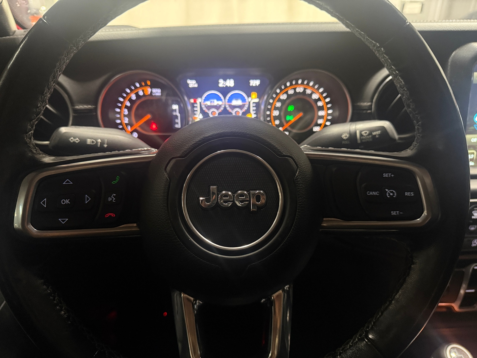 Thumbnail: 2021 Jeep Gladiator - 4