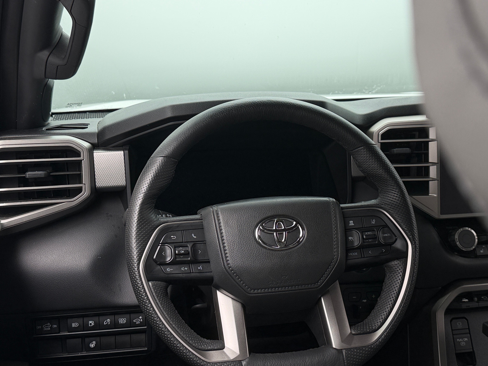 Thumbnail: 2025 Toyota Tundra - 4
