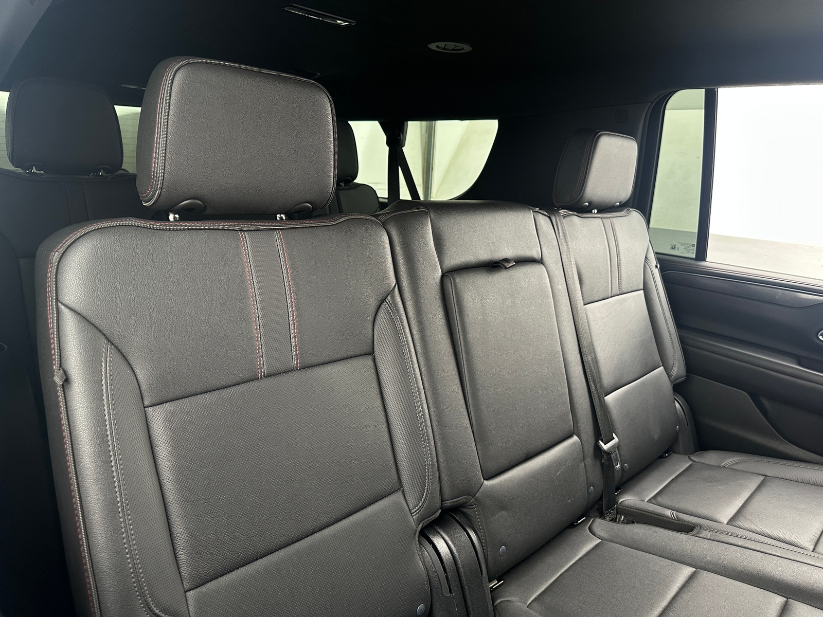 Thumbnail: 2023 Chevrolet Suburban - 5
