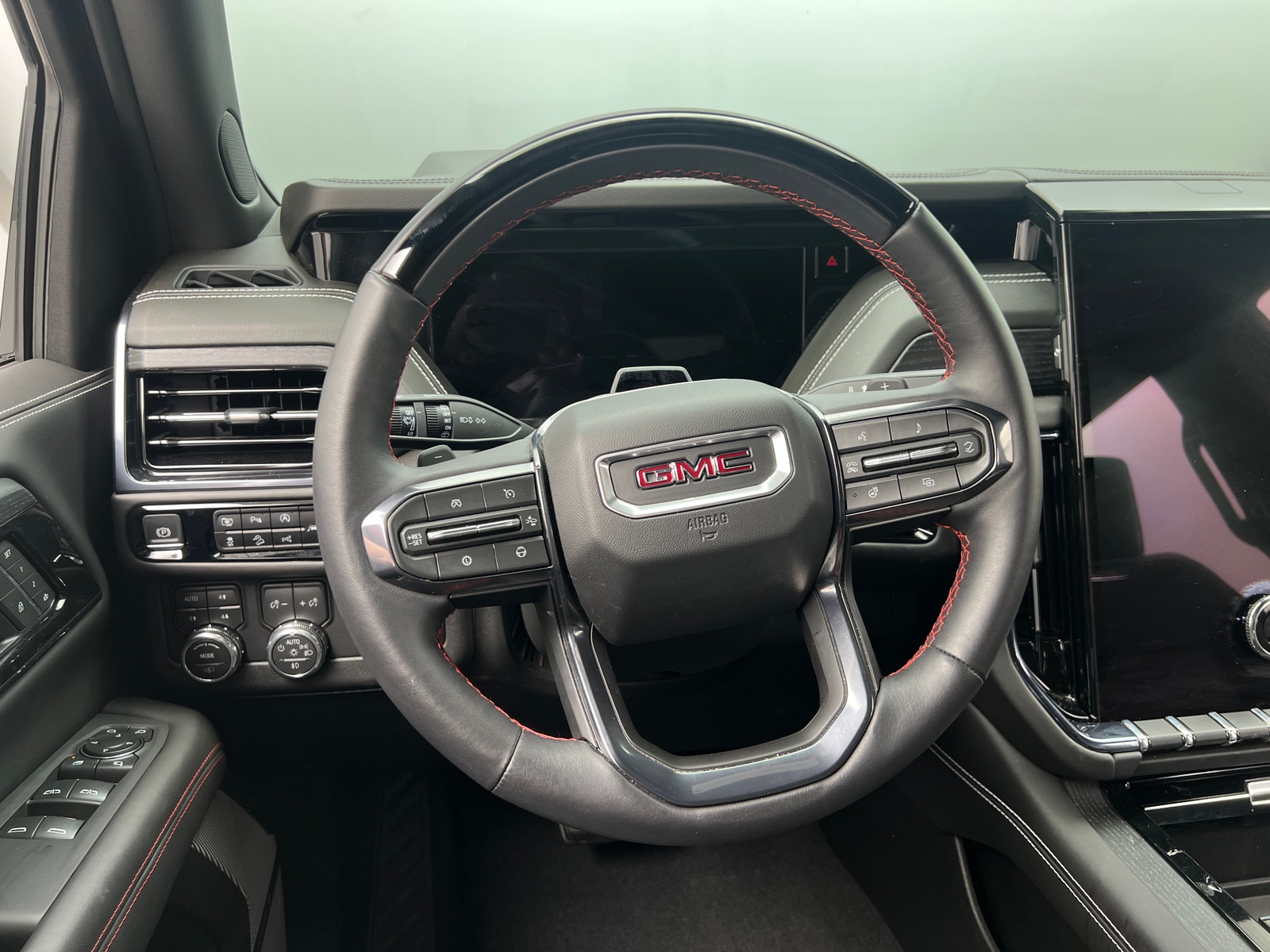Thumbnail: 2026 GMC Yukon - 4