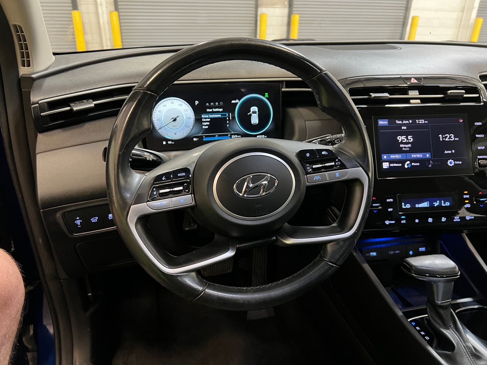 Thumbnail: 2023 Hyundai Tucson - 4