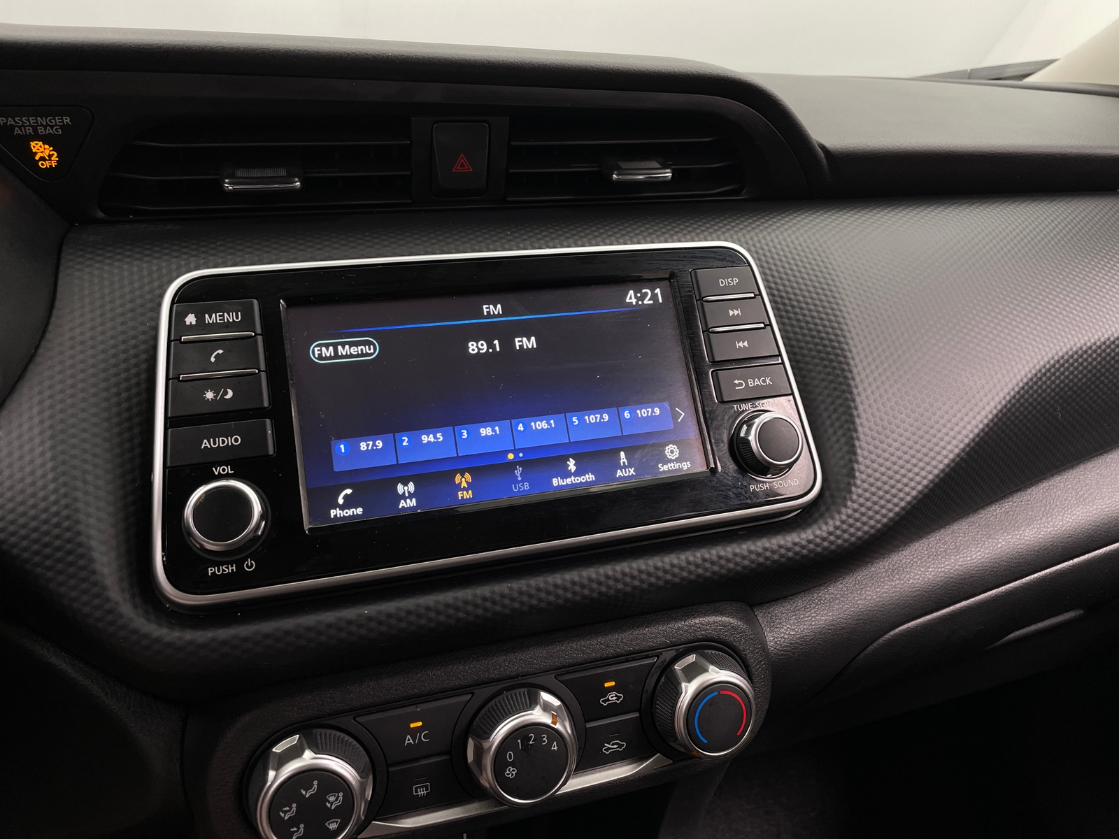 Thumbnail: 2024 Nissan Kicks - 4