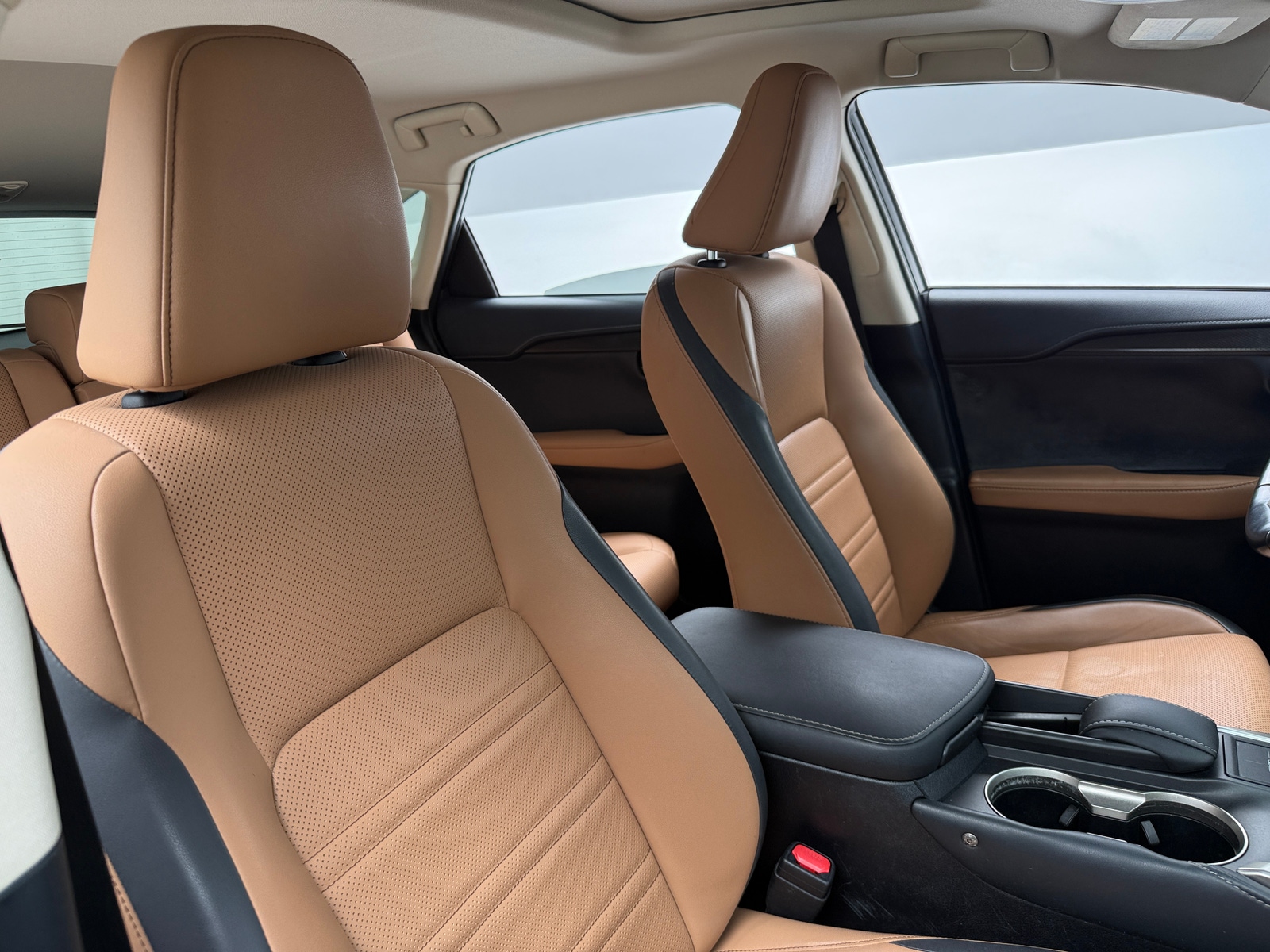 Thumbnail: 2015 Lexus NX - 2