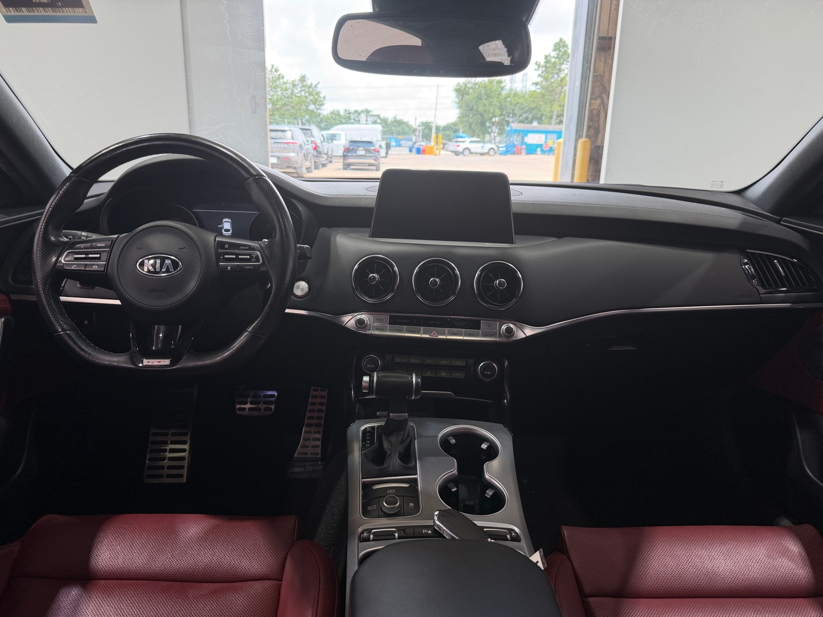 Thumbnail: 2020 Kia Stinger - 2