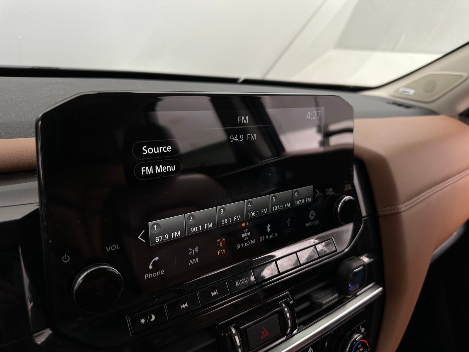 Thumbnail: 2024 Nissan Pathfinder - 3