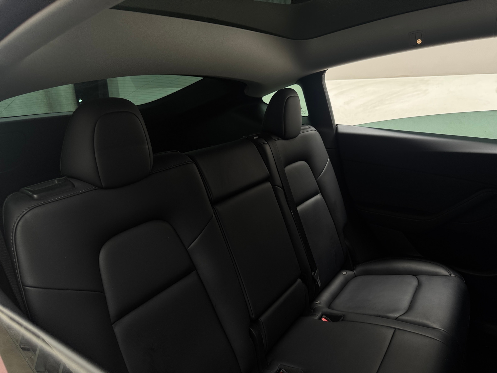 Thumbnail: 2022 Tesla Model Y - 5