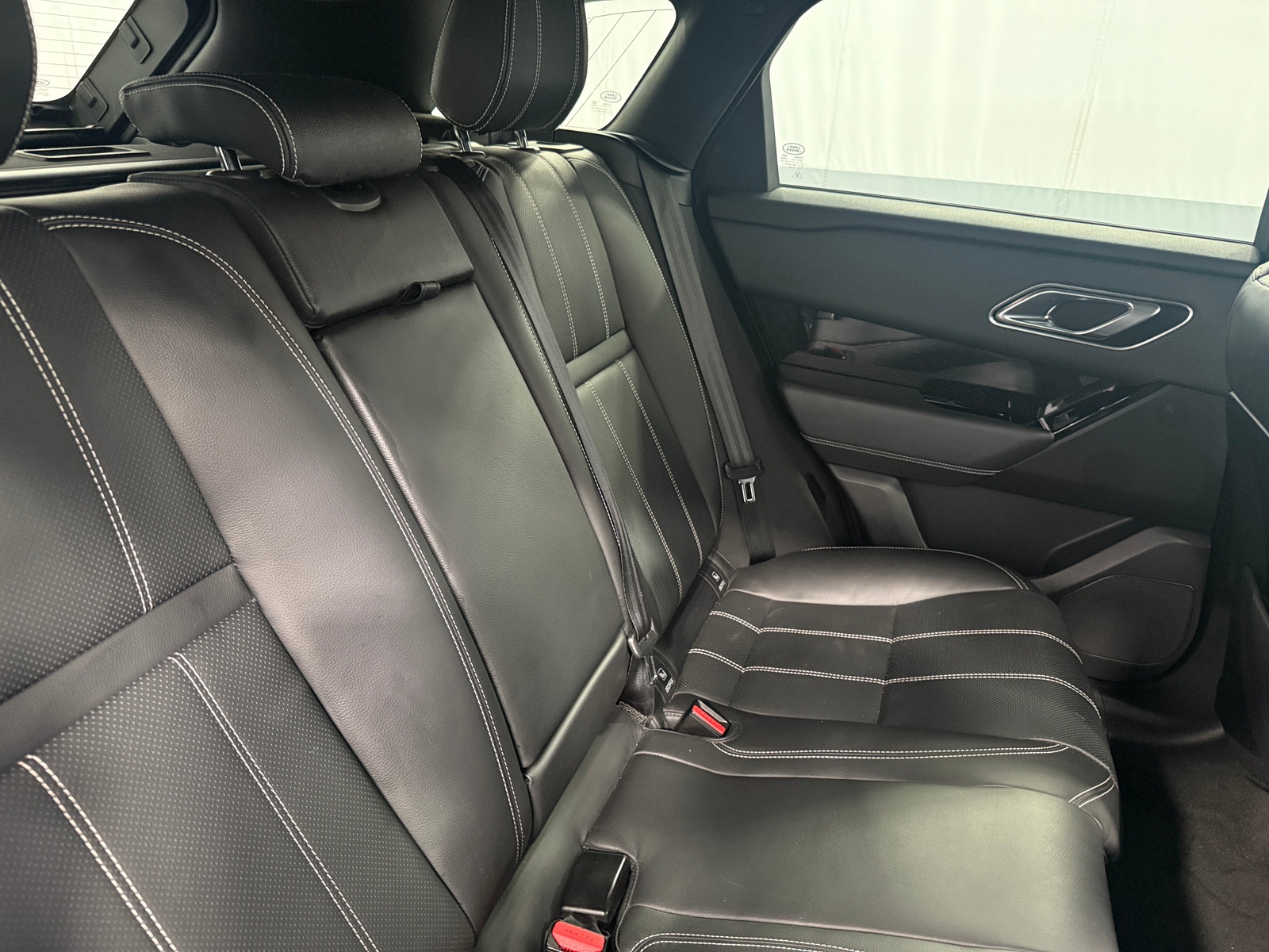 Thumbnail: 2020 Land Rover Range Rover Velar - 5
