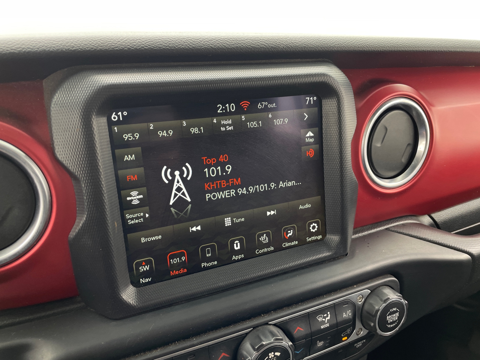 Thumbnail: 2023 Jeep Wrangler - 4