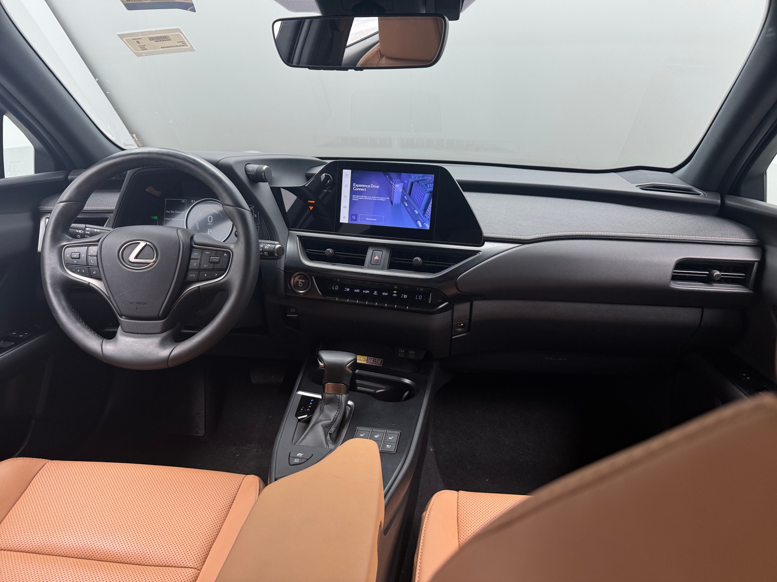 Thumbnail: 2023 Lexus UX - 2