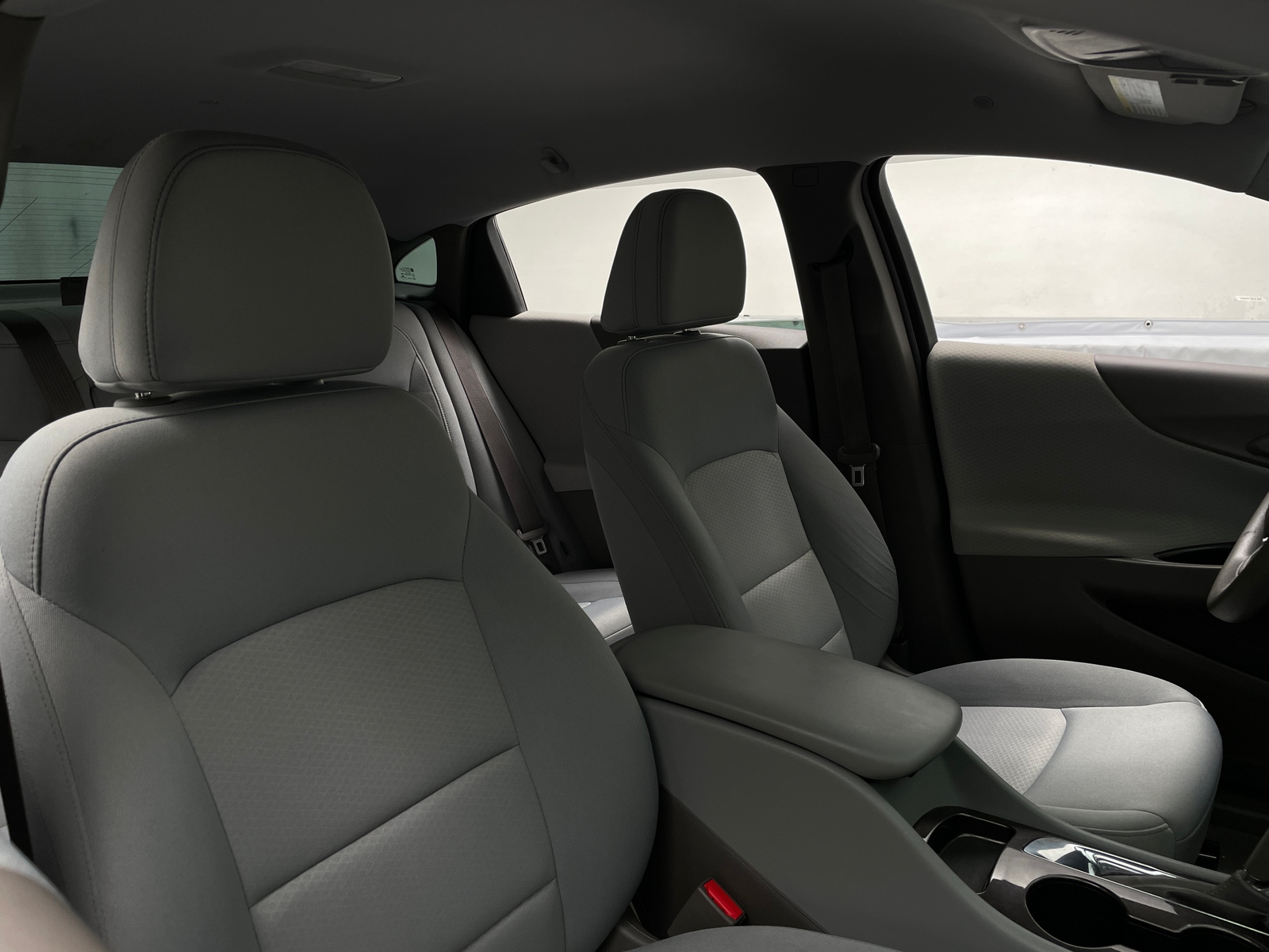 Thumbnail: 2017 Chevrolet Malibu - 2
