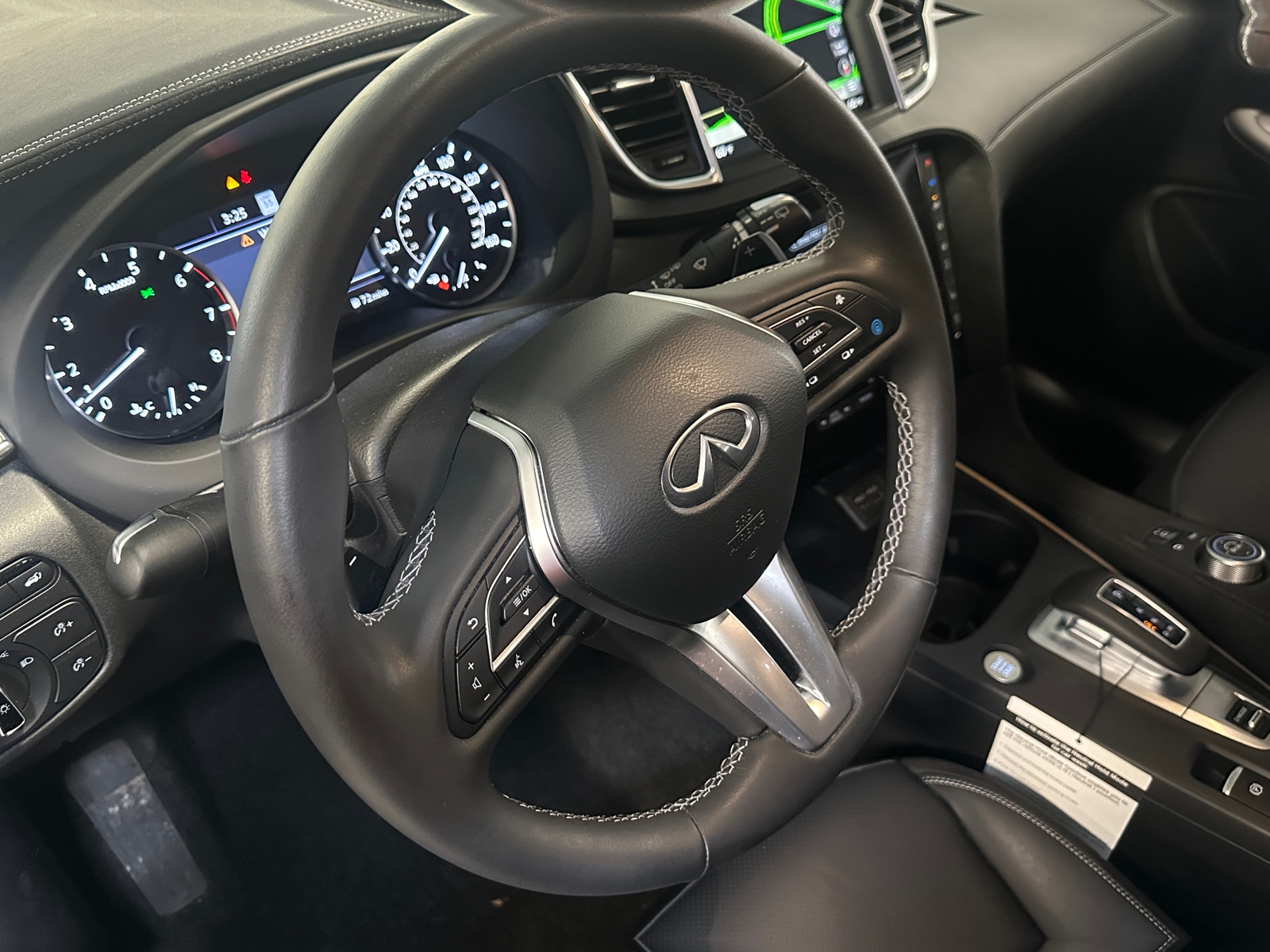 Thumbnail: 2023 INFINITI QX50 - 4