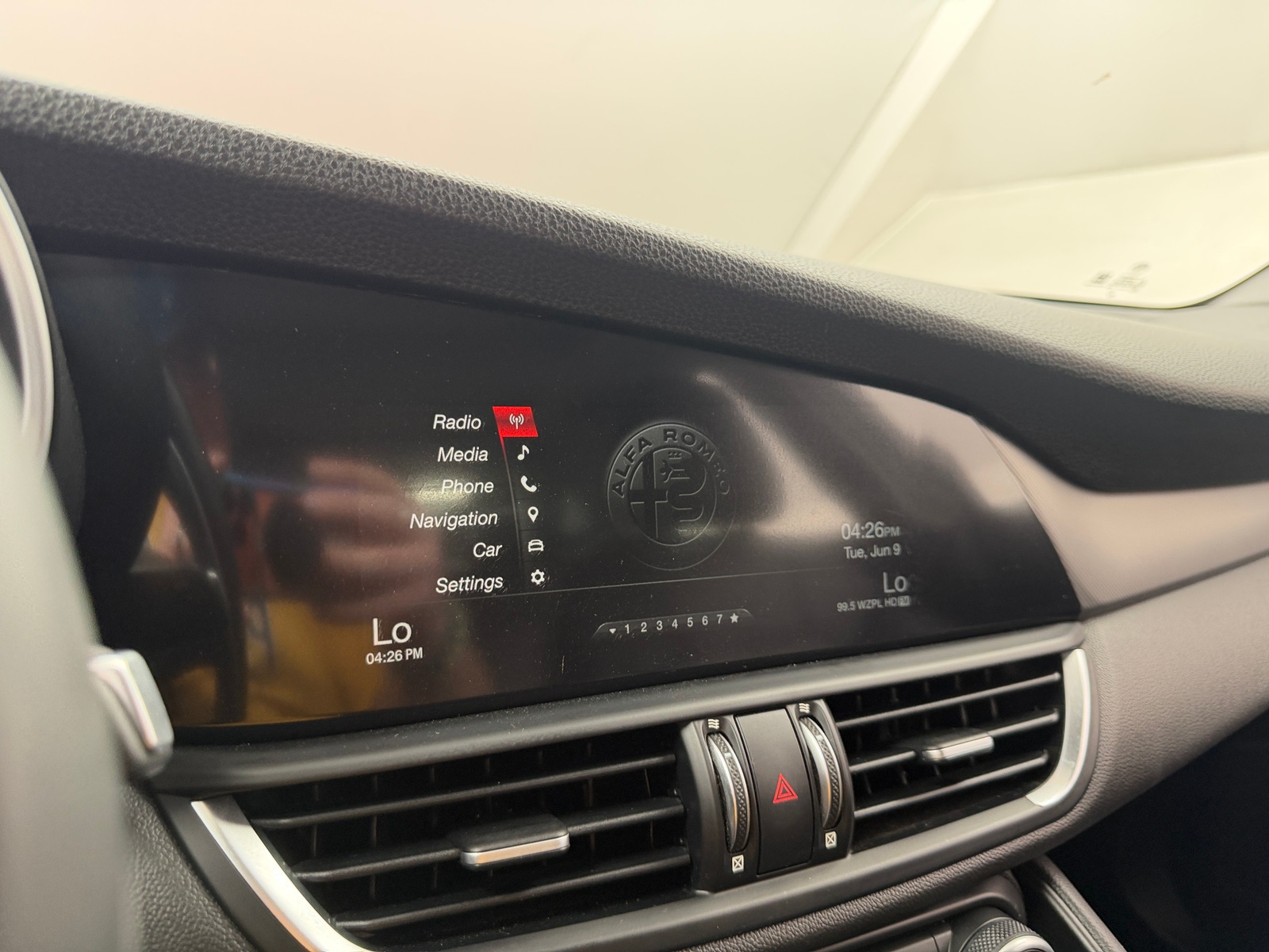 Thumbnail: 2019 Alfa Romeo Giulia - 3