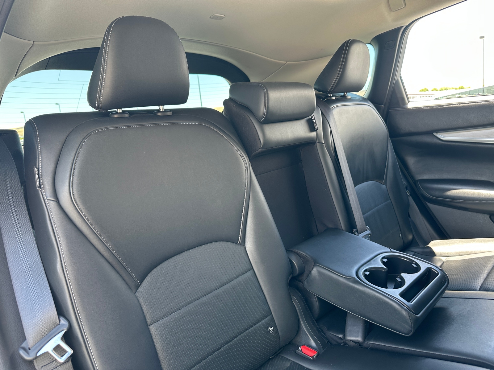 Thumbnail: 2021 INFINITI QX50 - 5