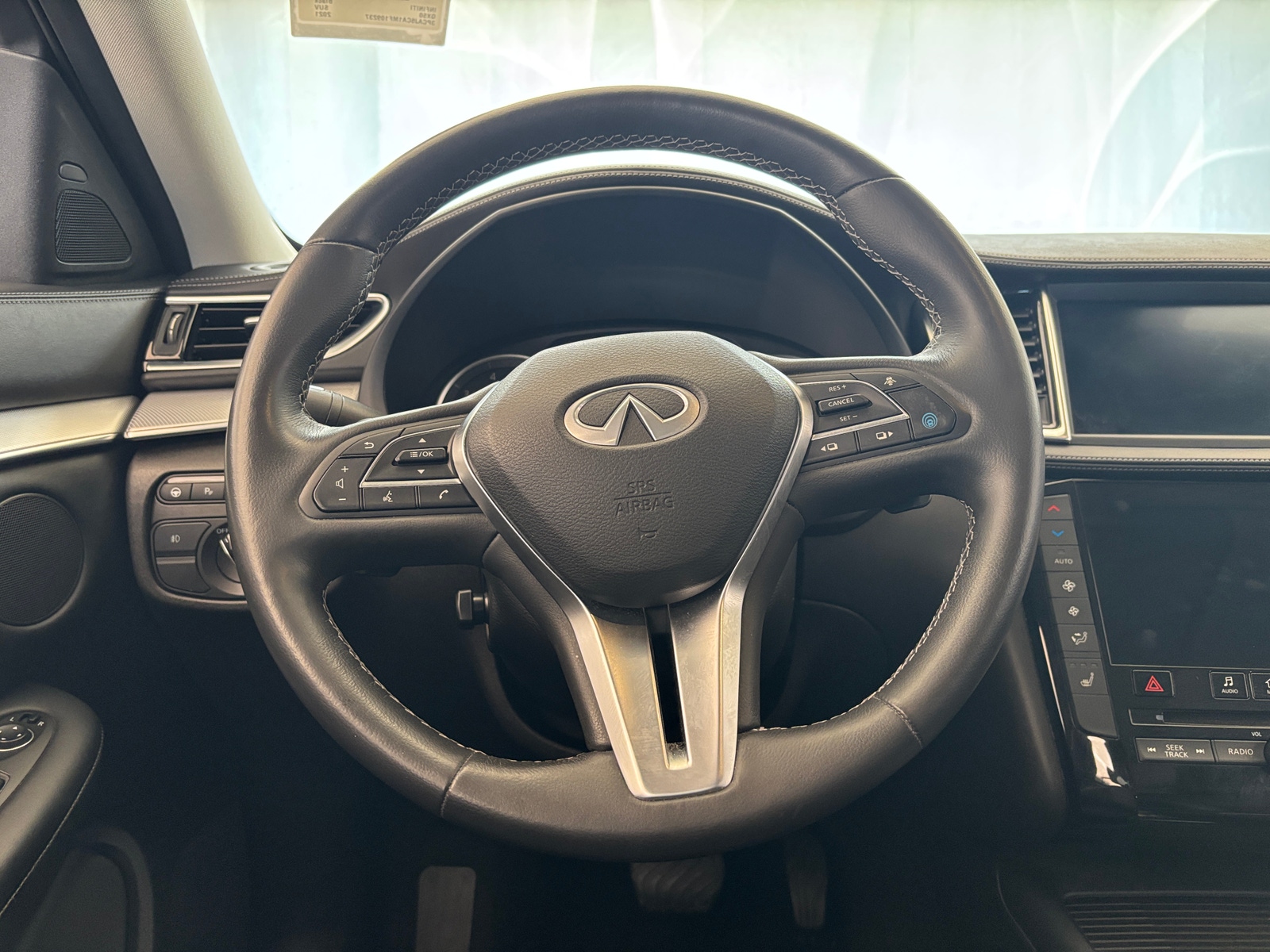 Thumbnail: 2021 INFINITI QX50 - 4
