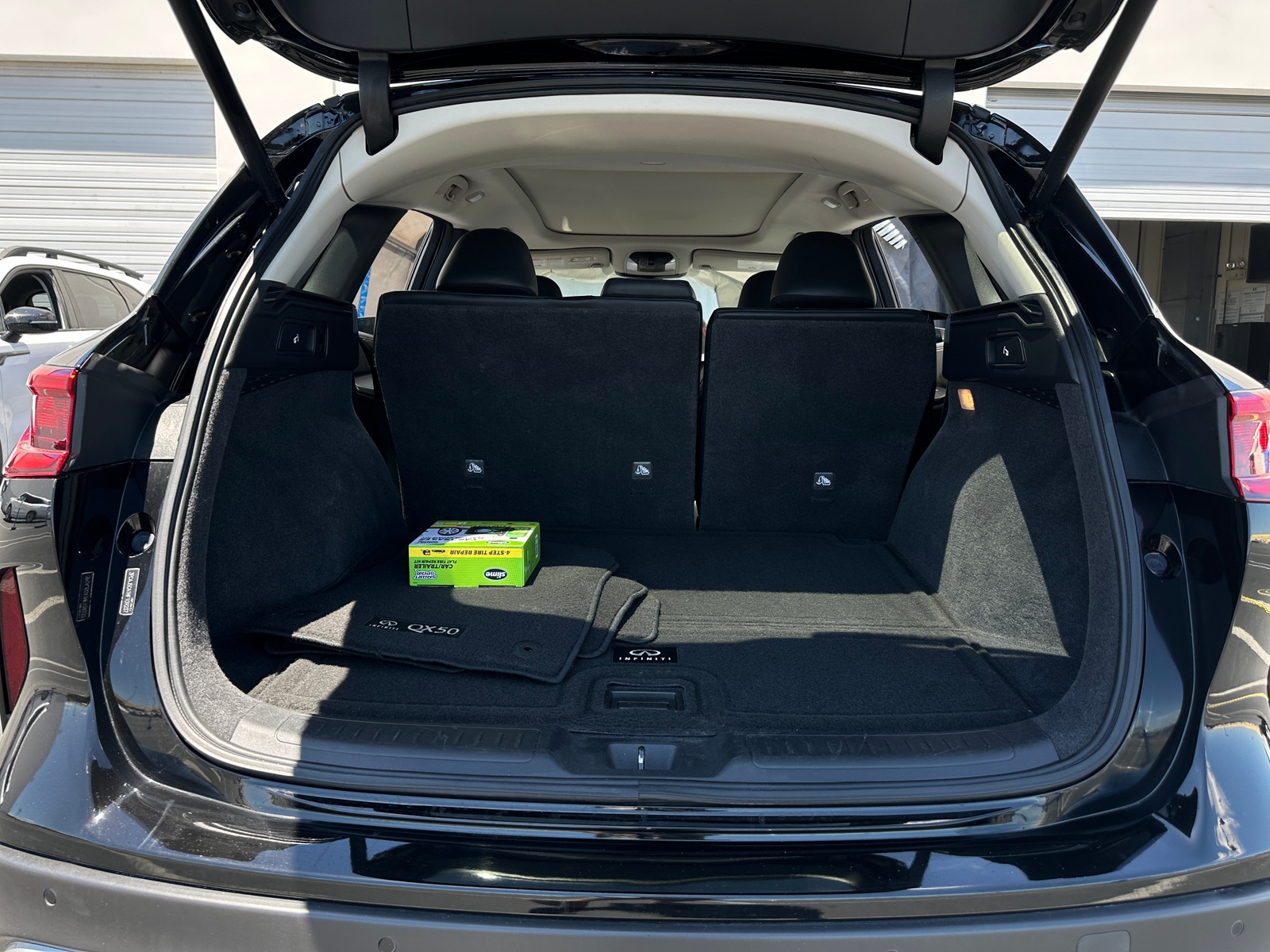 Thumbnail: 2021 INFINITI QX50 - 6