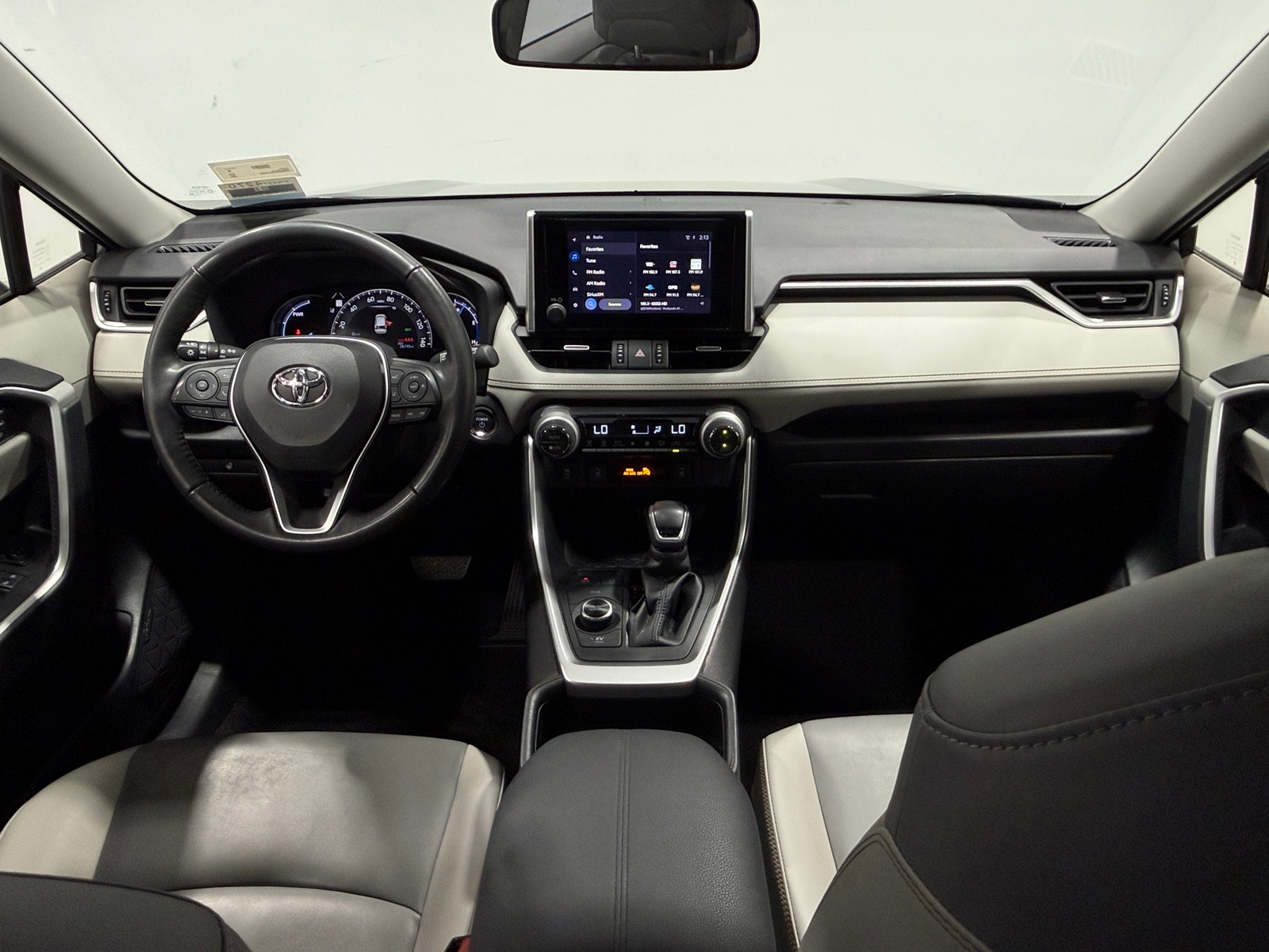 Thumbnail: 2024 Toyota RAV4 - 2