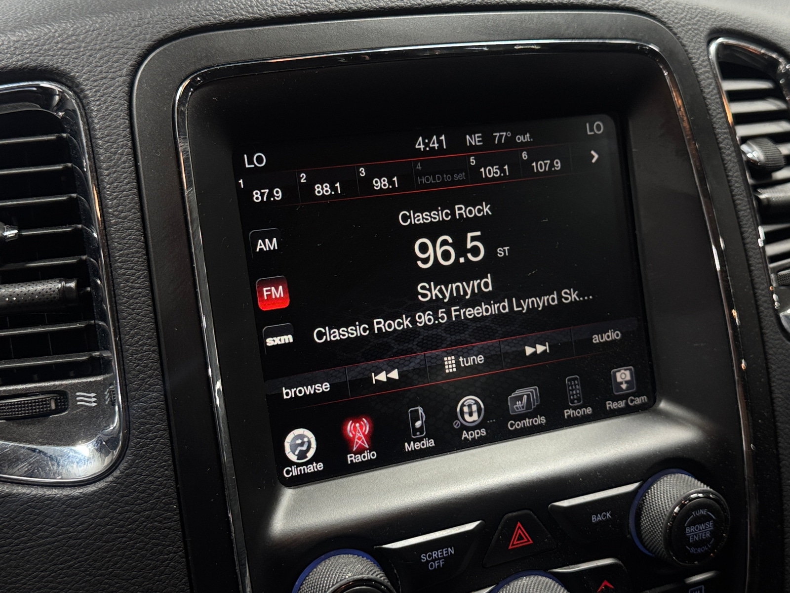 Thumbnail: 2017 Dodge Durango - 4