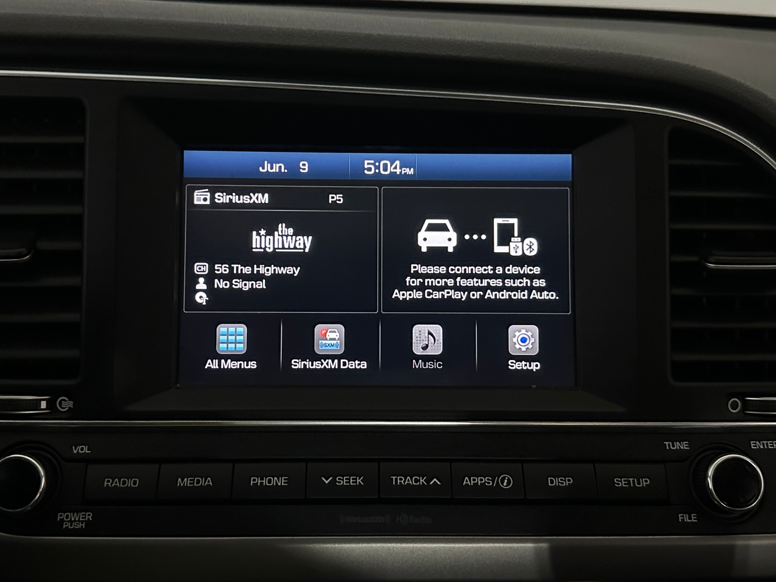 Thumbnail: 2017 Hyundai Elantra - 4