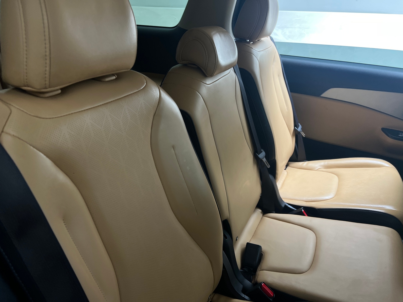 Thumbnail: 2024 Kia Carnival - 5