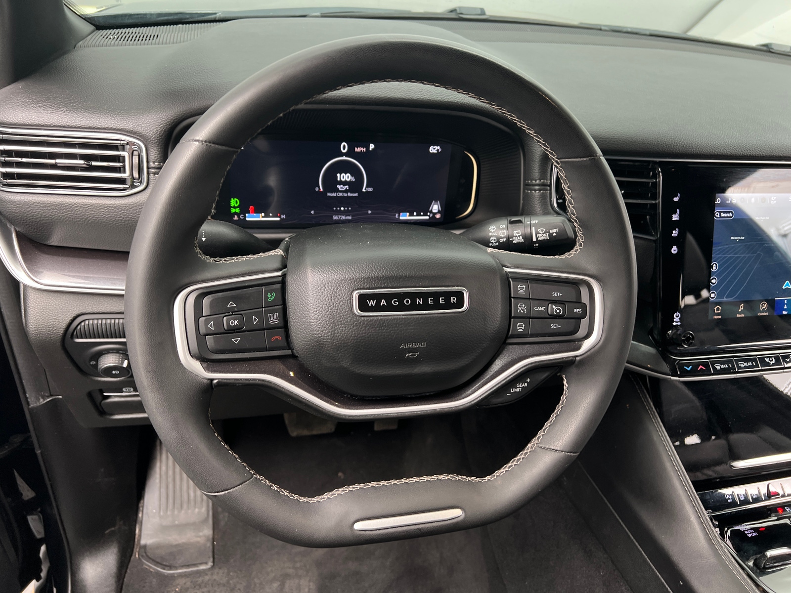 Thumbnail: 2022 Jeep Wagoneer - 4