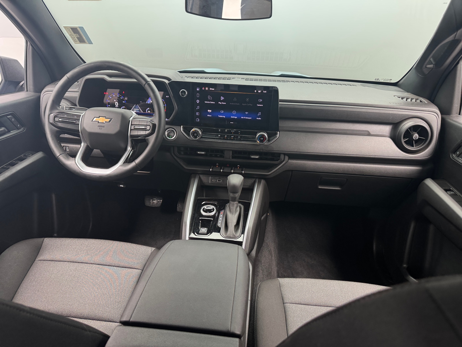 Thumbnail: 2025 Chevrolet Colorado - 3