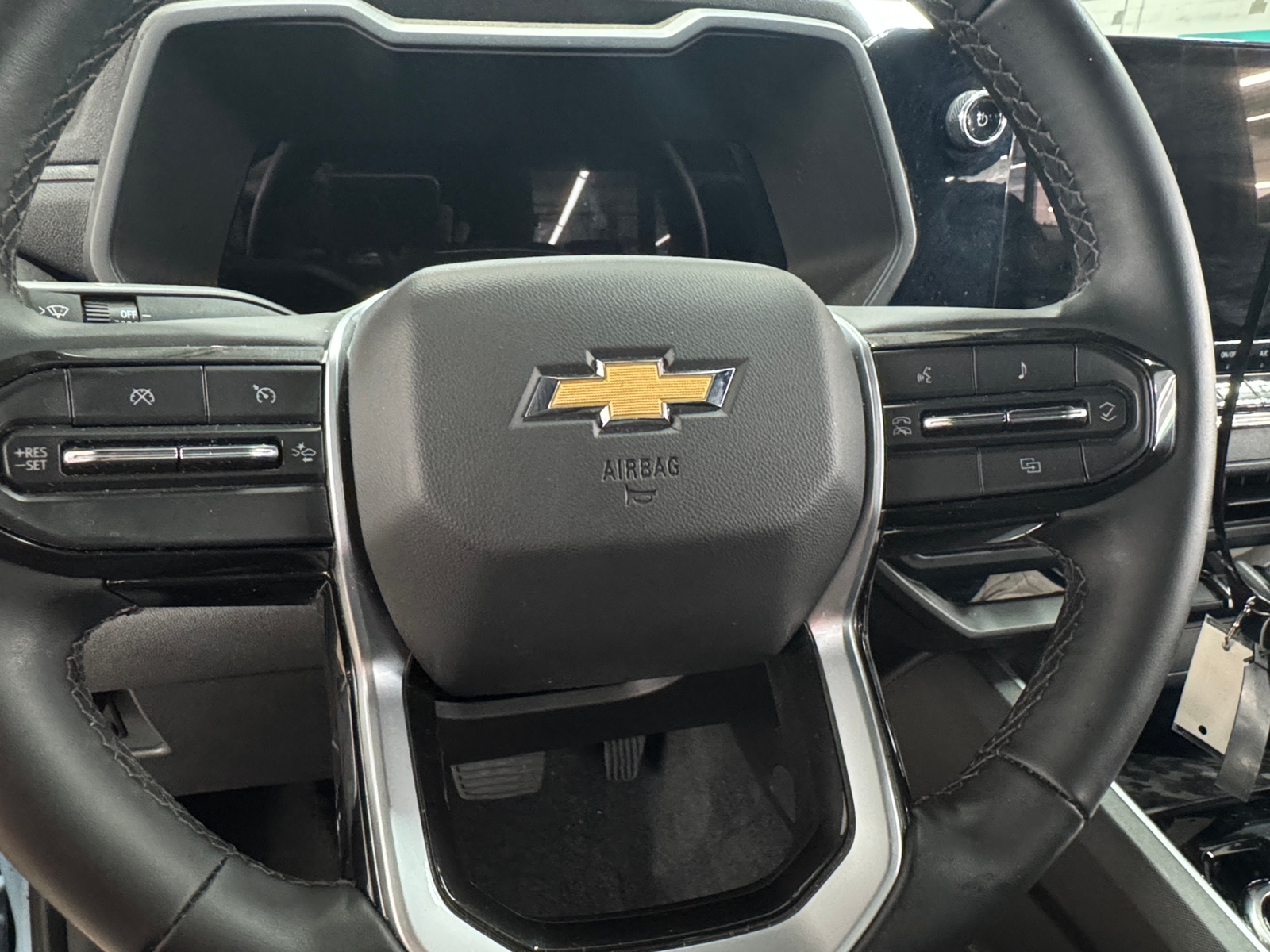 Thumbnail: 2025 Chevrolet Colorado - 5