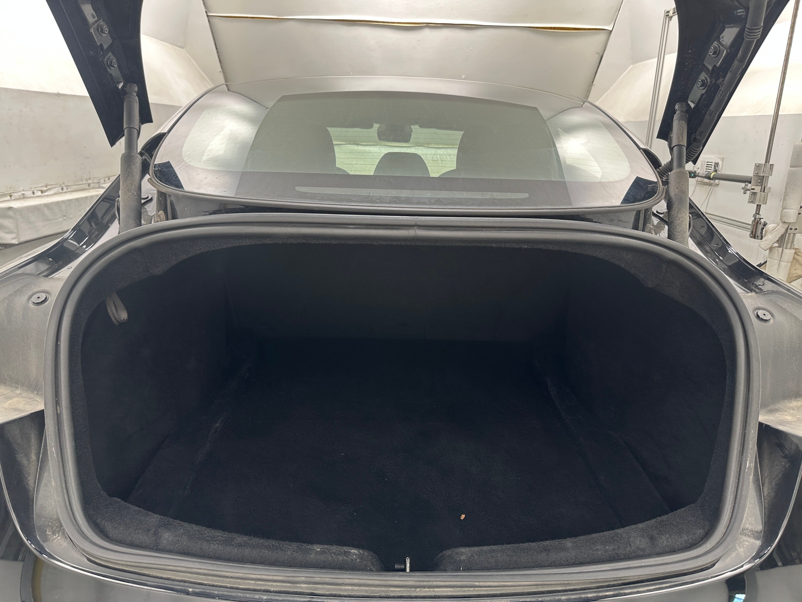 Thumbnail: 2025 Tesla Model 3 - 6