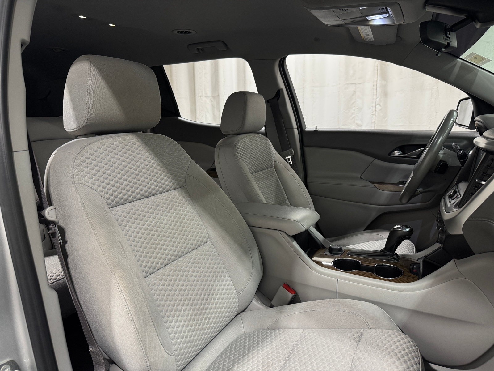 Thumbnail: 2018 GMC Acadia - 2