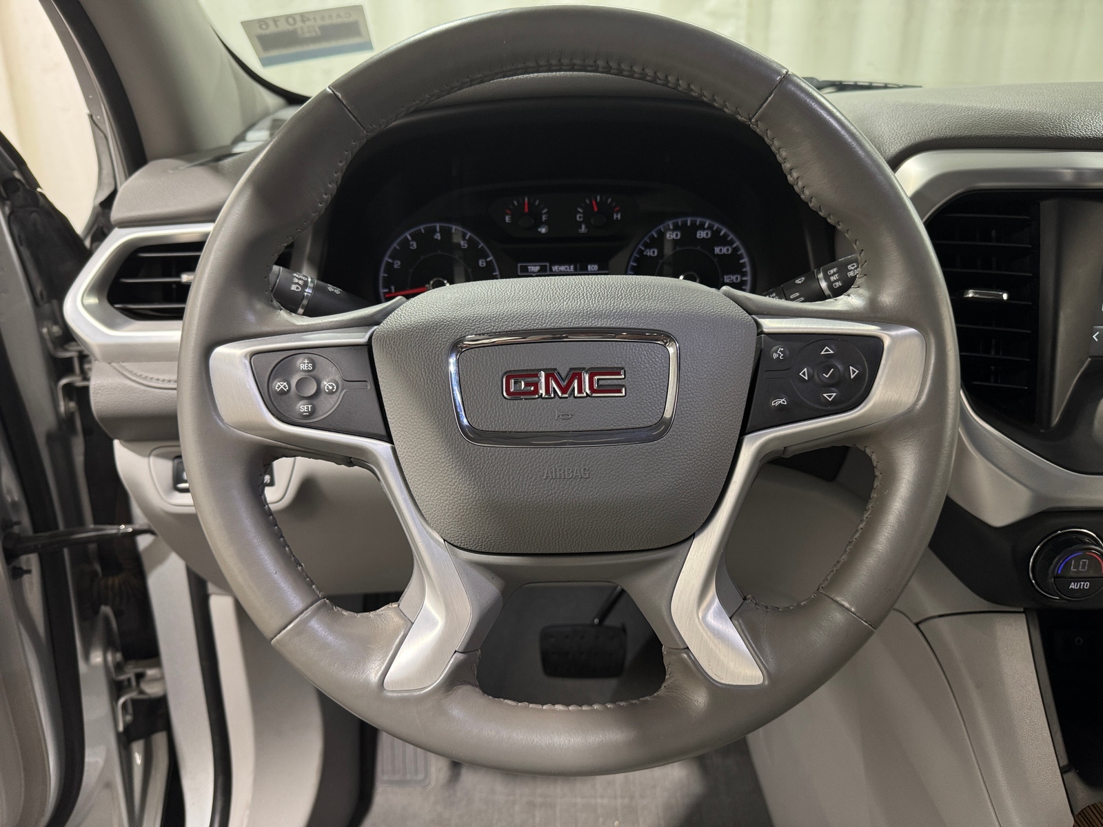Thumbnail: 2018 GMC Acadia - 5