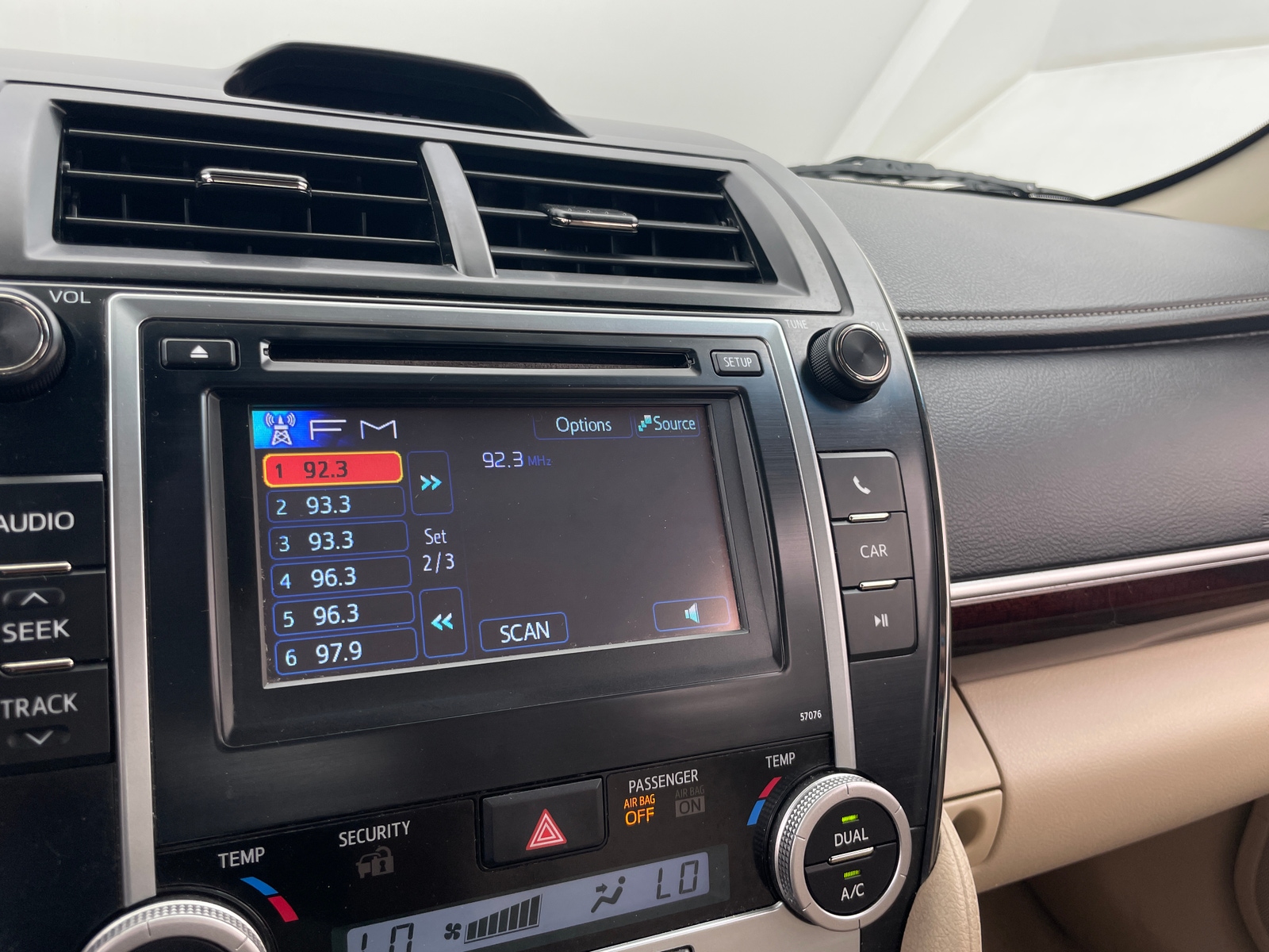 Thumbnail: 2014 Toyota Camry - 4