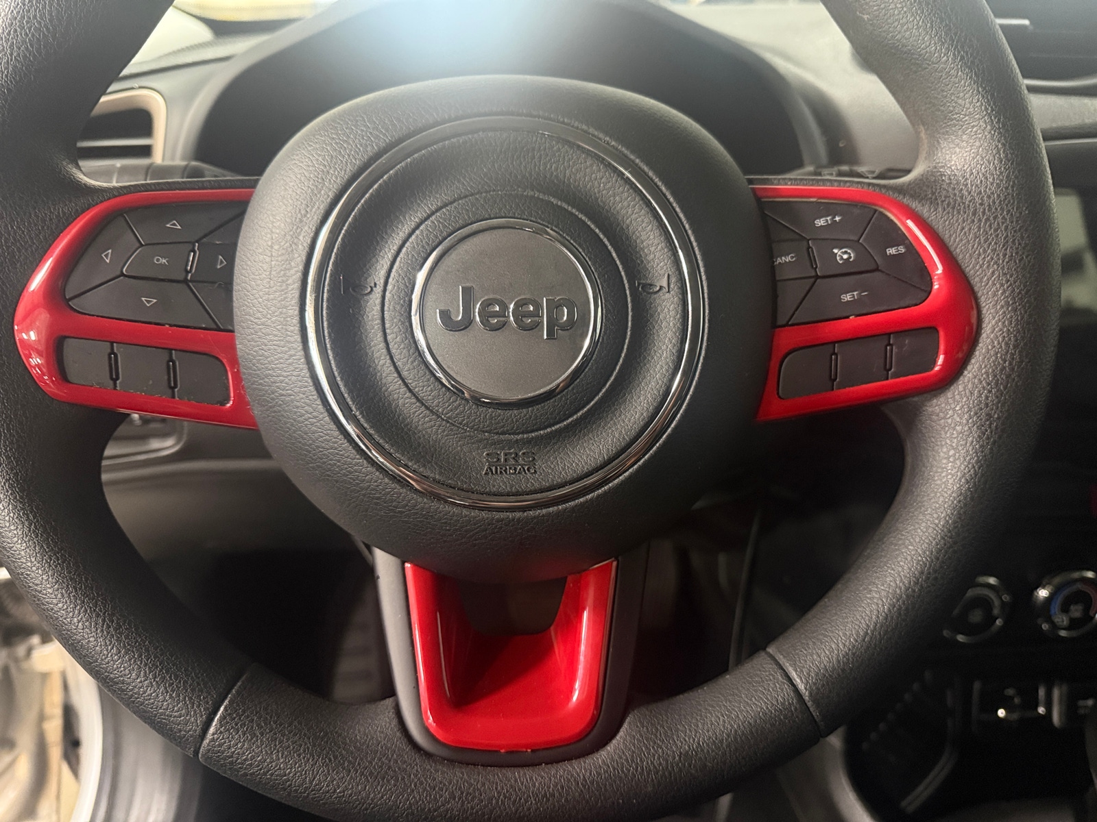 Thumbnail: 2017 Jeep Renegade - 5