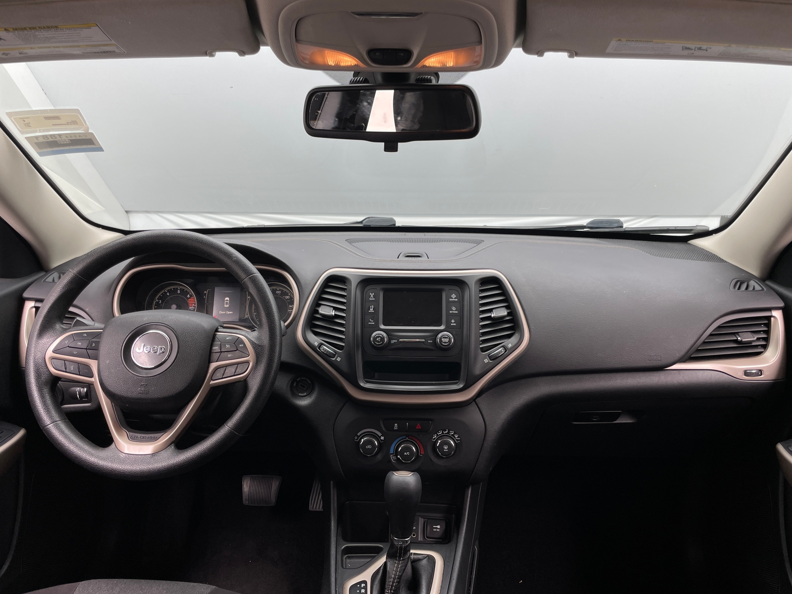Thumbnail: 2017 Jeep Cherokee - 3