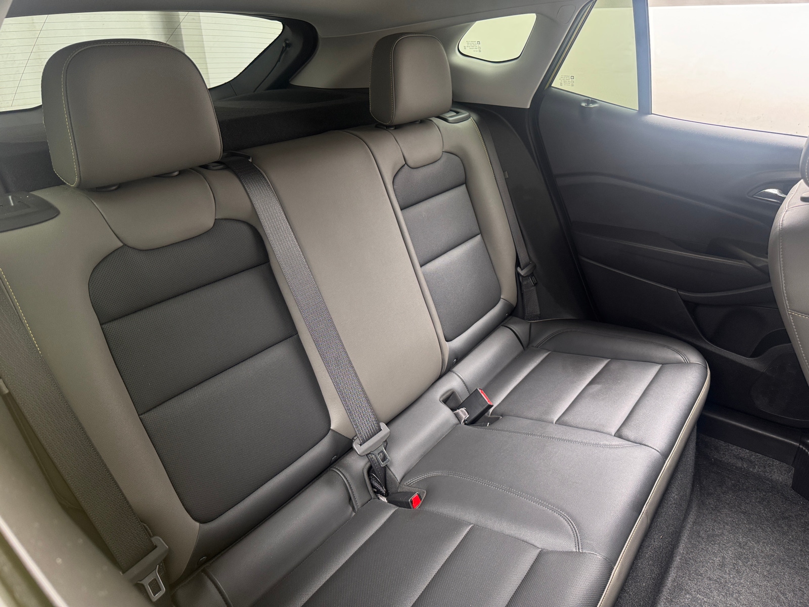 Thumbnail: 2025 Chevrolet Trax - 5