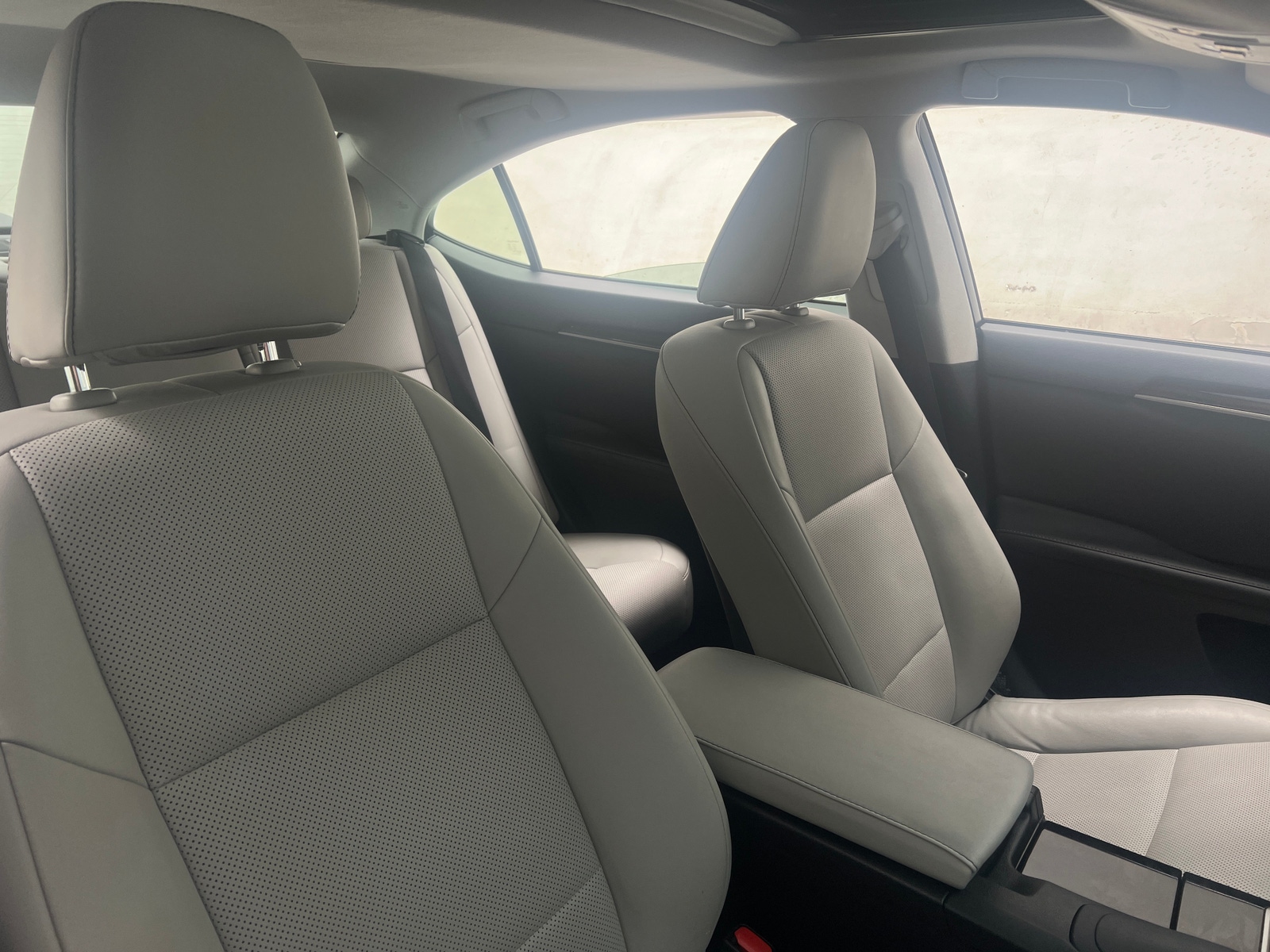 Thumbnail: 2016 Lexus ES - 2