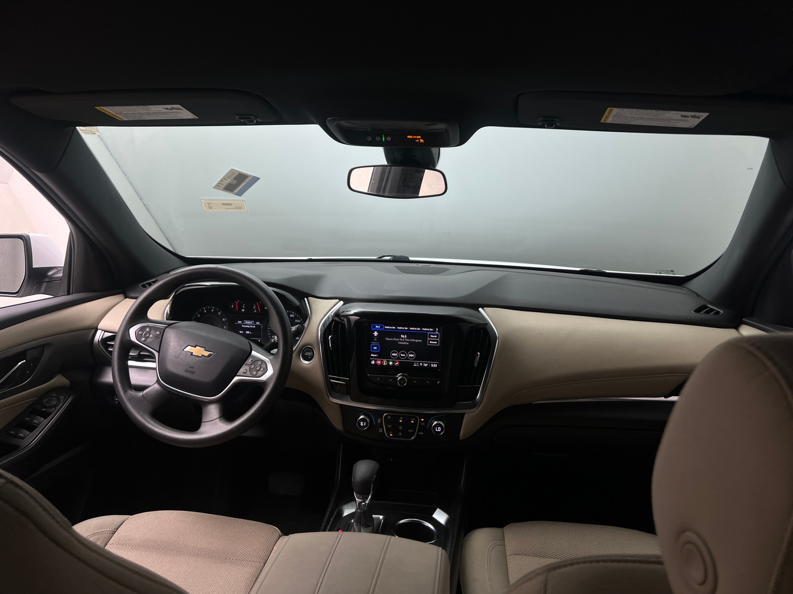 Thumbnail: 2023 Chevrolet Traverse - 3
