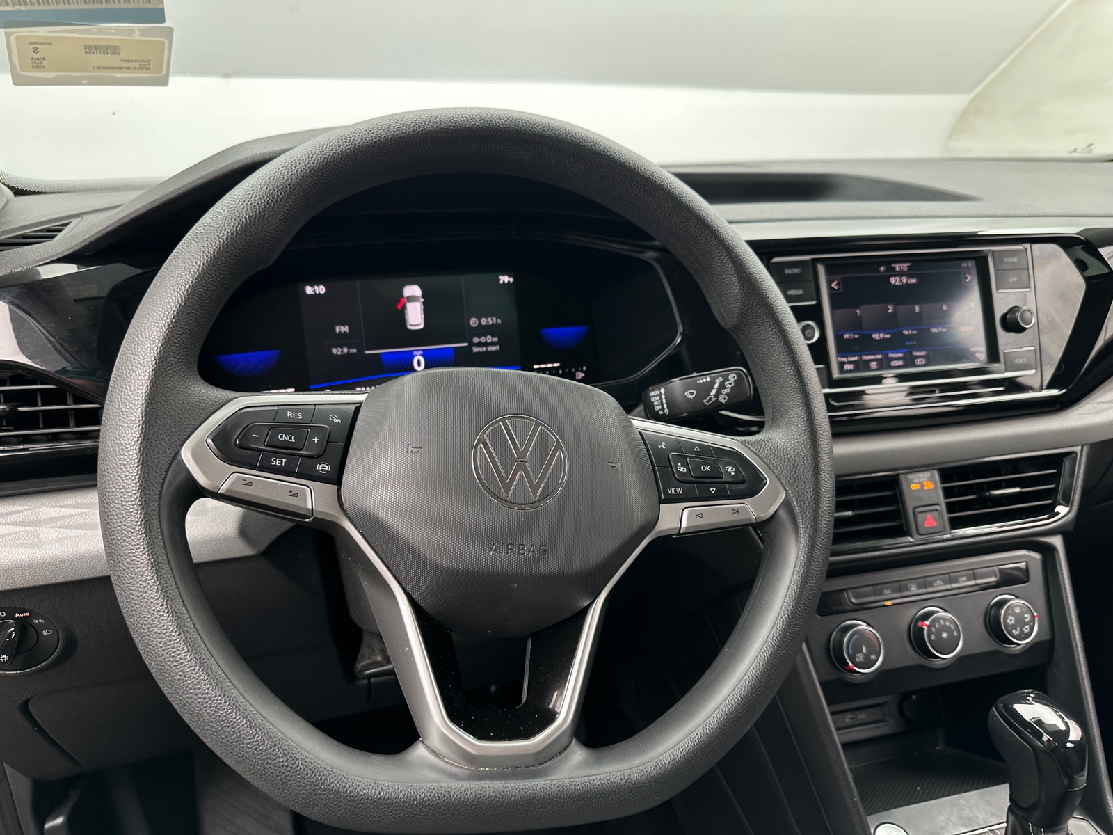 Thumbnail: 2022 Volkswagen Taos - 5