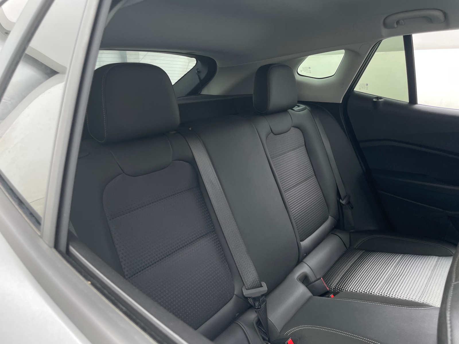 Thumbnail: 2025 Chevrolet Trax - 6