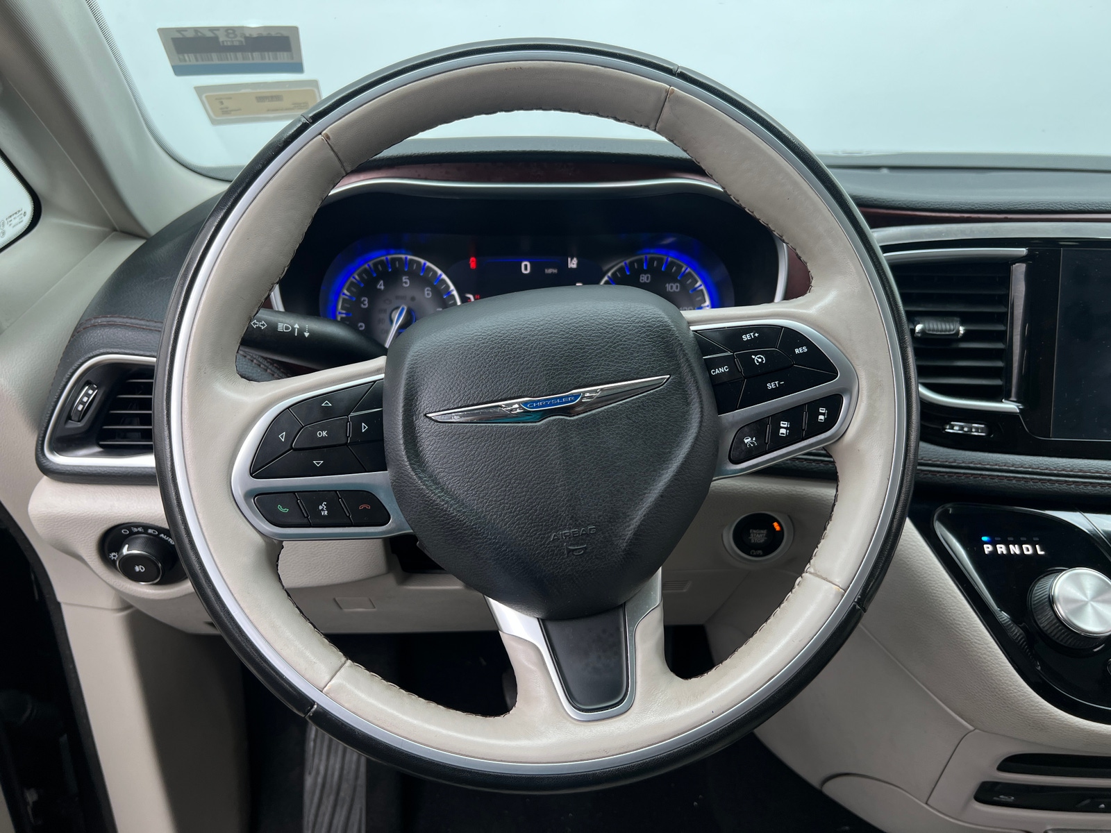 Thumbnail: 2020 Chrysler Pacifica - 4