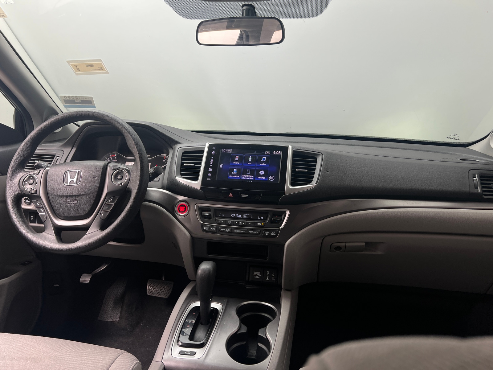 Thumbnail: 2018 Honda Pilot - 3